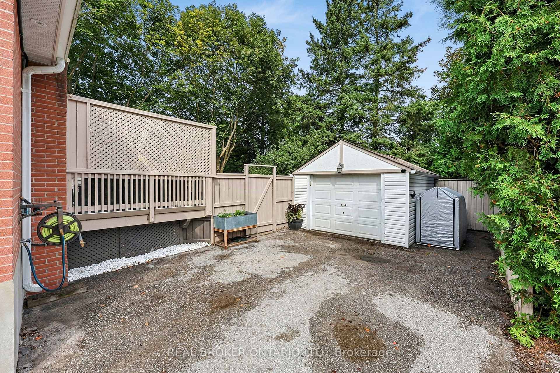 Photo 38 of 110 Murray Drive, Aurora, Aurora Highlands — HOMEH