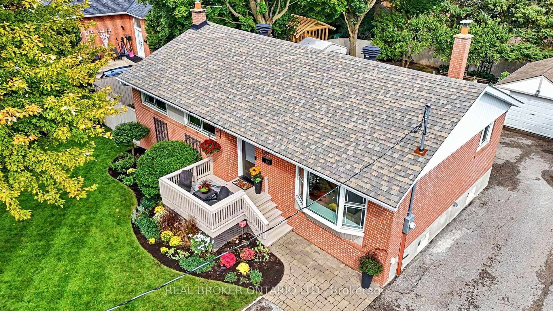 Photo 40 of 110 Murray Drive, Aurora, Aurora Highlands — HOMEH