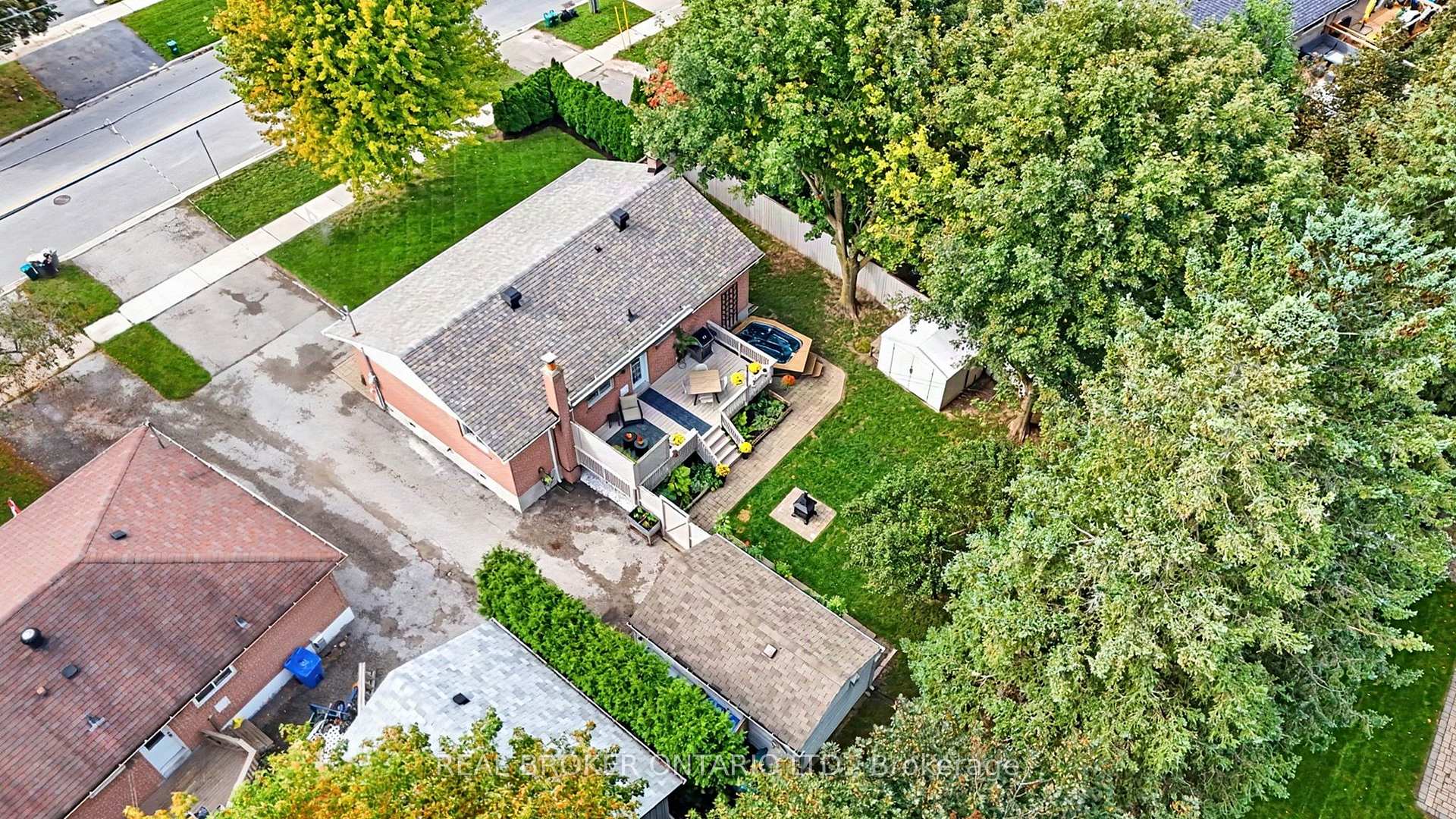 Photo 42 of 110 Murray Drive, Aurora, Aurora Highlands — HOMEH