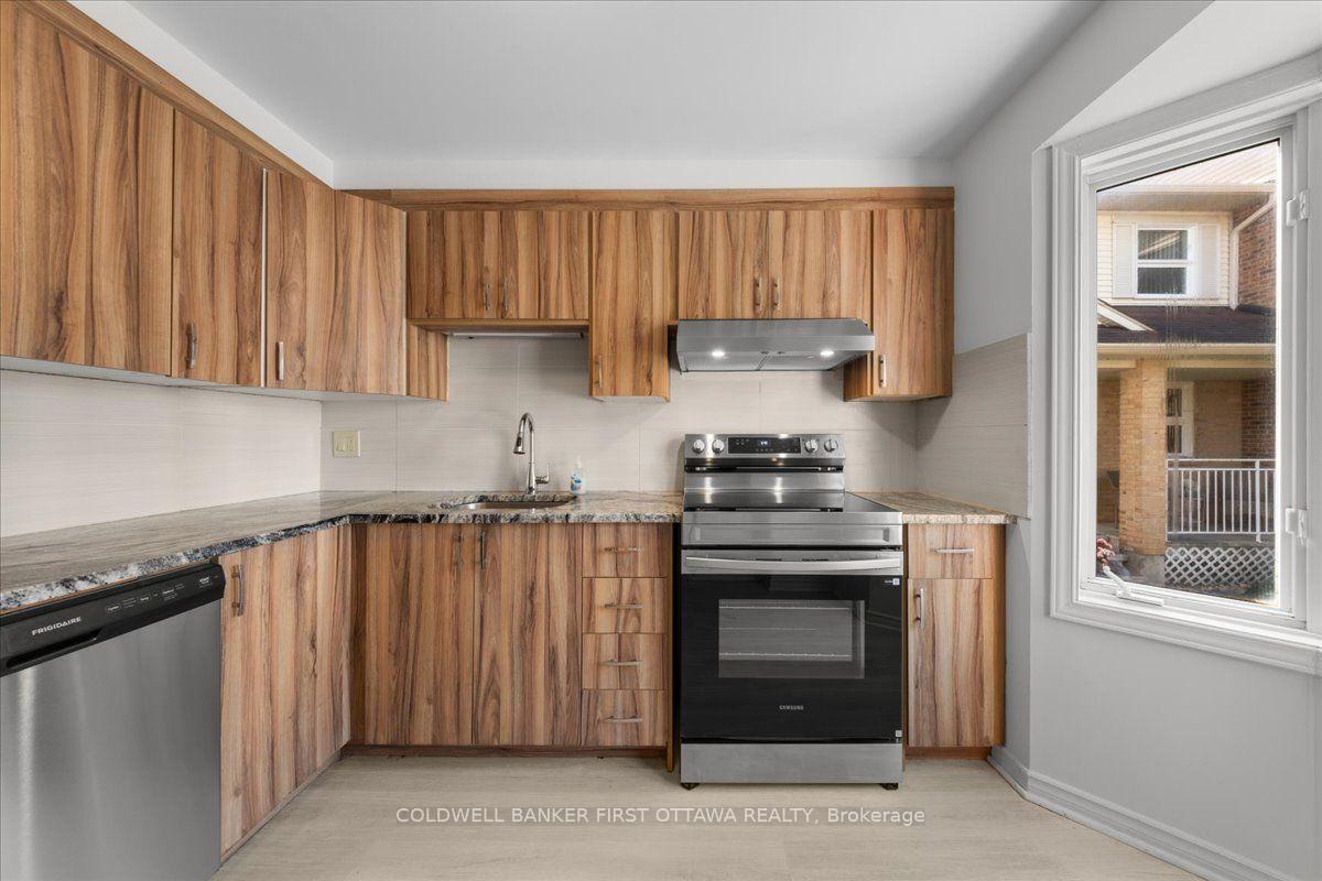 Photo 7 of 2F Castlebrook Lane, Ottawa, Centrepointe — HOMEH