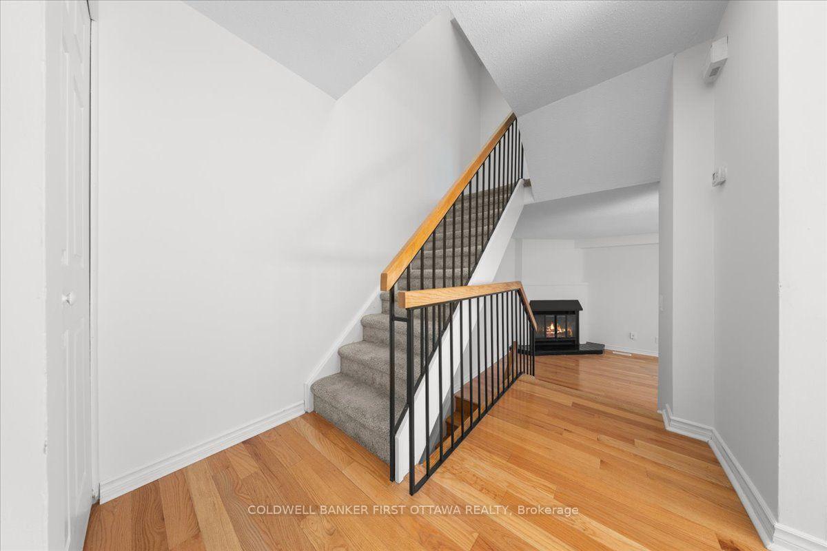 Photo 10 of 2F Castlebrook Lane, Ottawa, Centrepointe — HOMEH