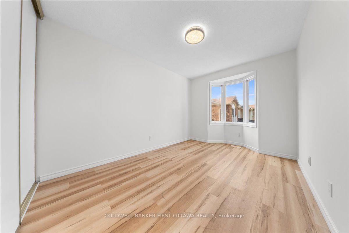 Photo 17 of 2F Castlebrook Lane, Ottawa, Centrepointe — HOMEH