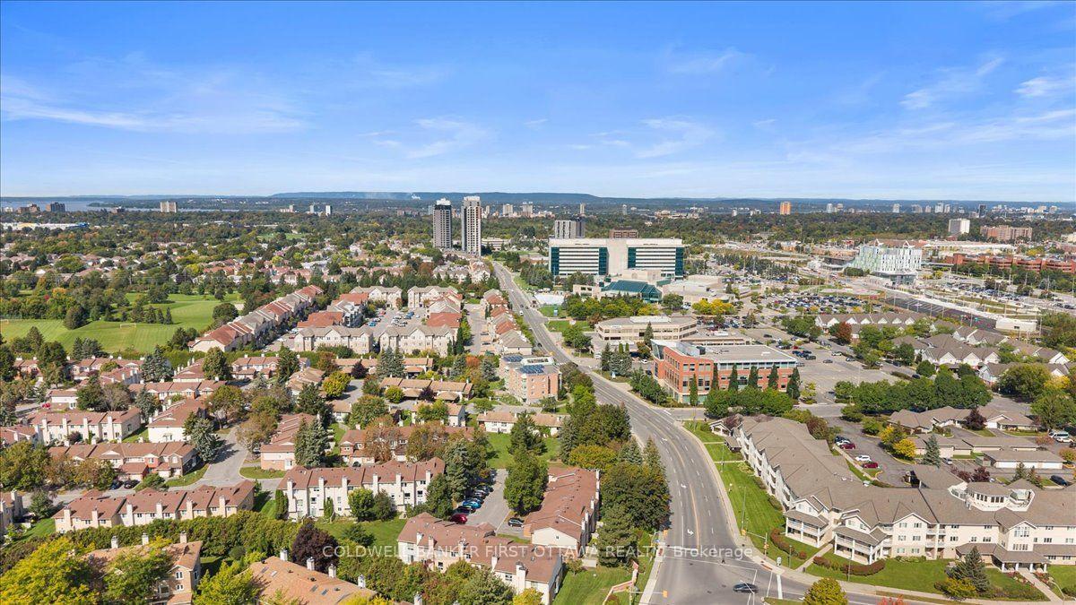 Photo 32 of 2F Castlebrook Lane, Ottawa, Centrepointe — HOMEH
