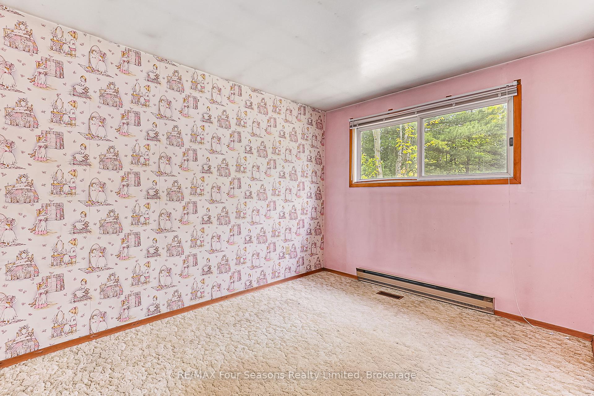 Photo 14 of 828 Oxbow Park Drive, Wasaga Beach — HOMEH
