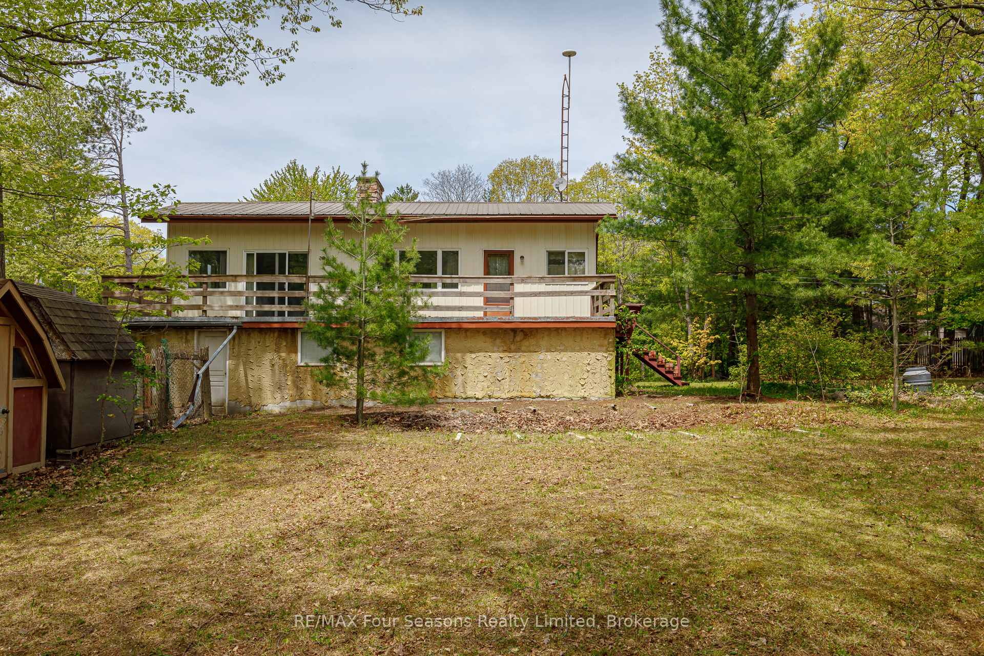 Photo 21 of 828 Oxbow Park Drive, Wasaga Beach — HOMEH