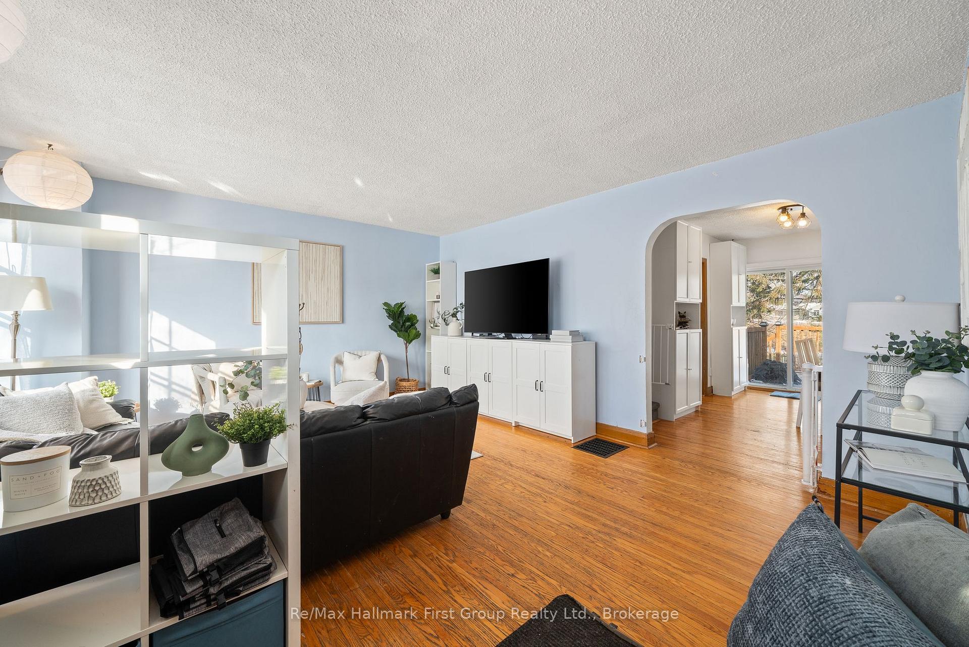 Photo 7 of 93 John Street, Stirling-Rawdon, Stirling Ward — HOMEH