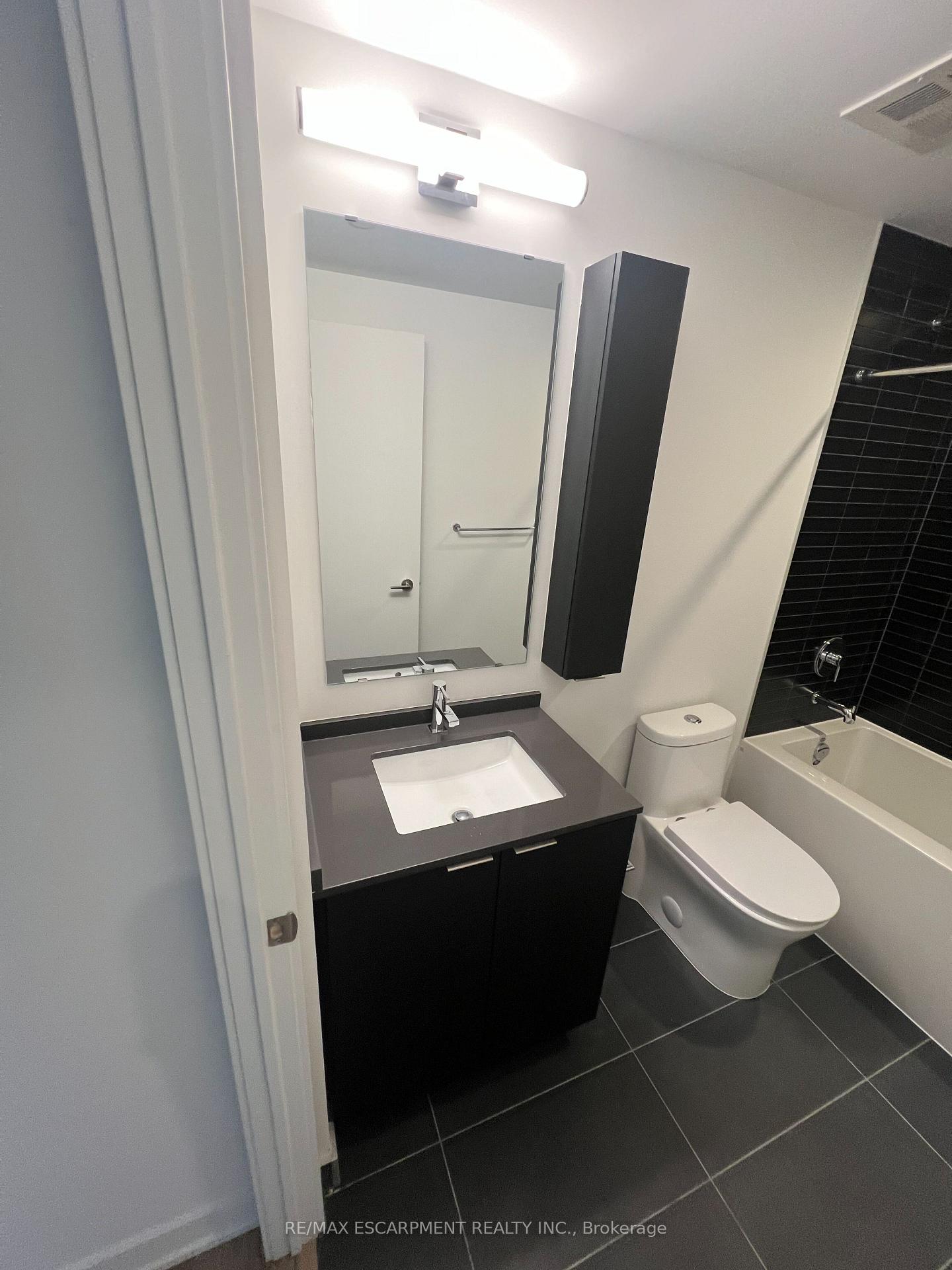 Photo 19 of Unit 416, 101 John Street N, Hamilton, Beasley — HOMEH