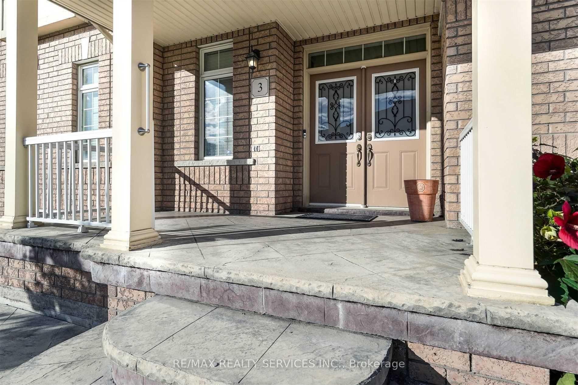 Photo 2 of Unit Upper, 3 Coolwater Drive, Brampton, Sandringham-Wellington — HOMEH