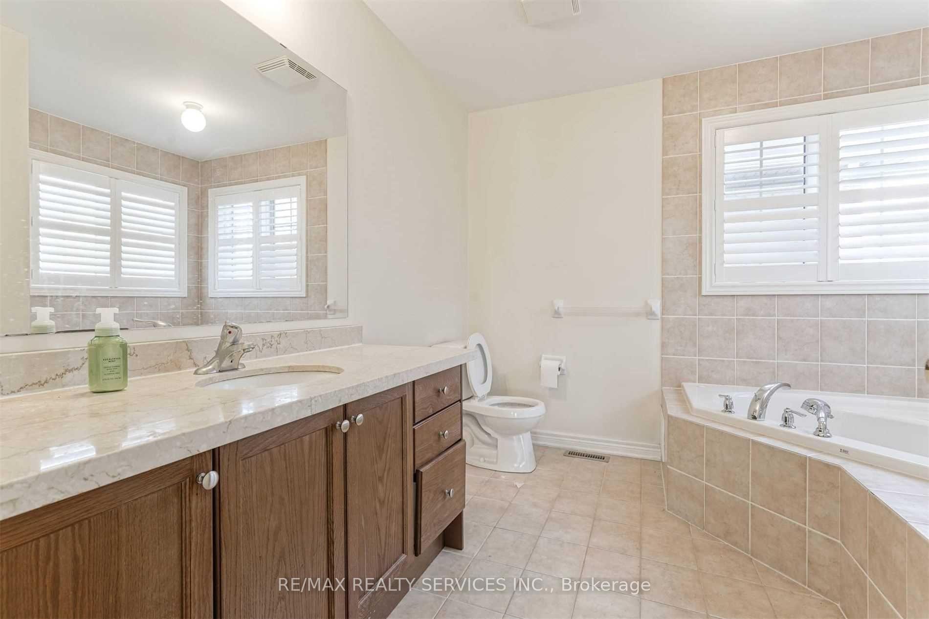 Photo 14 of Unit Upper, 3 Coolwater Drive, Brampton, Sandringham-Wellington — HOMEH