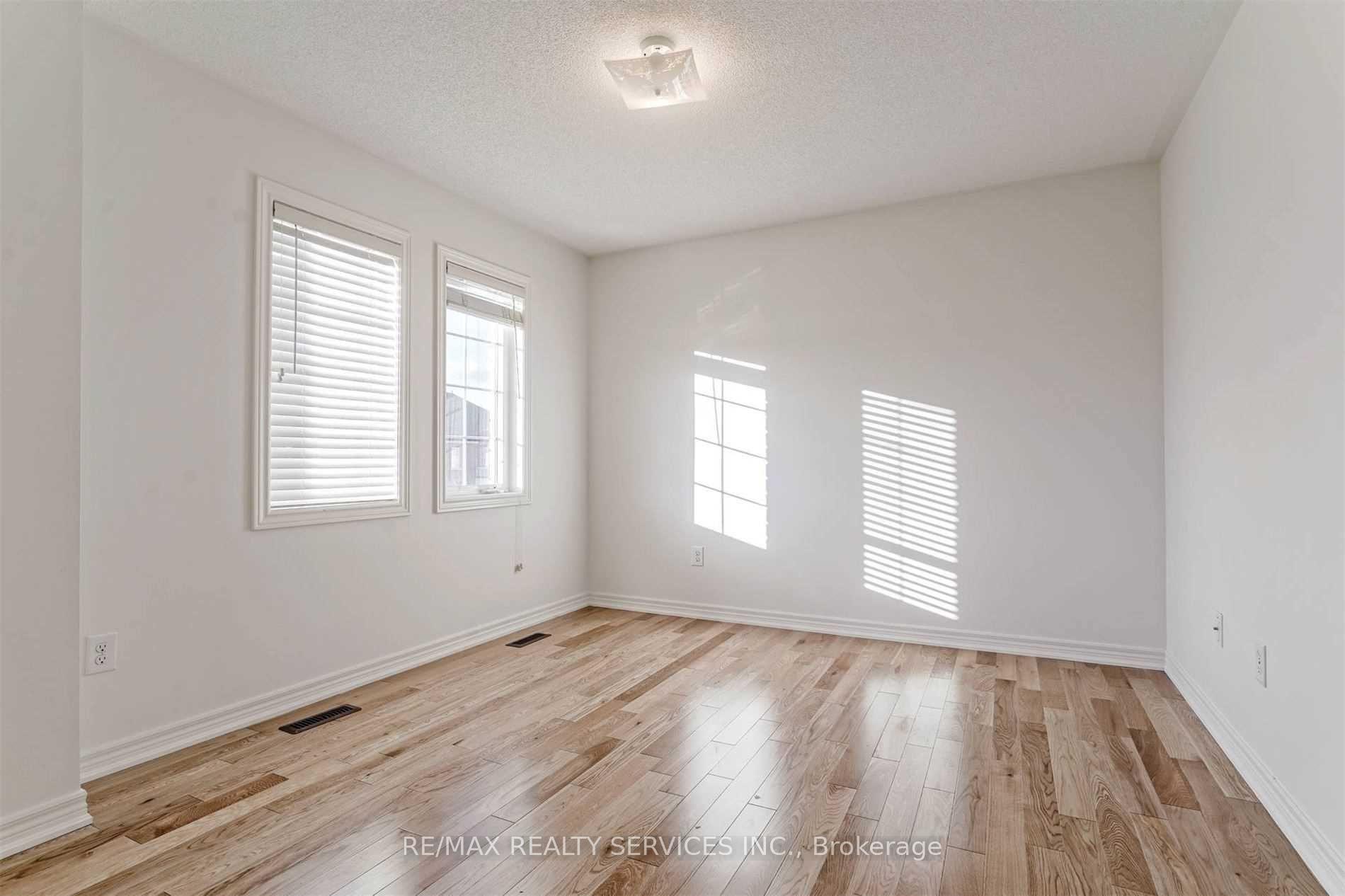 Photo 17 of Unit Upper, 3 Coolwater Drive, Brampton, Sandringham-Wellington — HOMEH