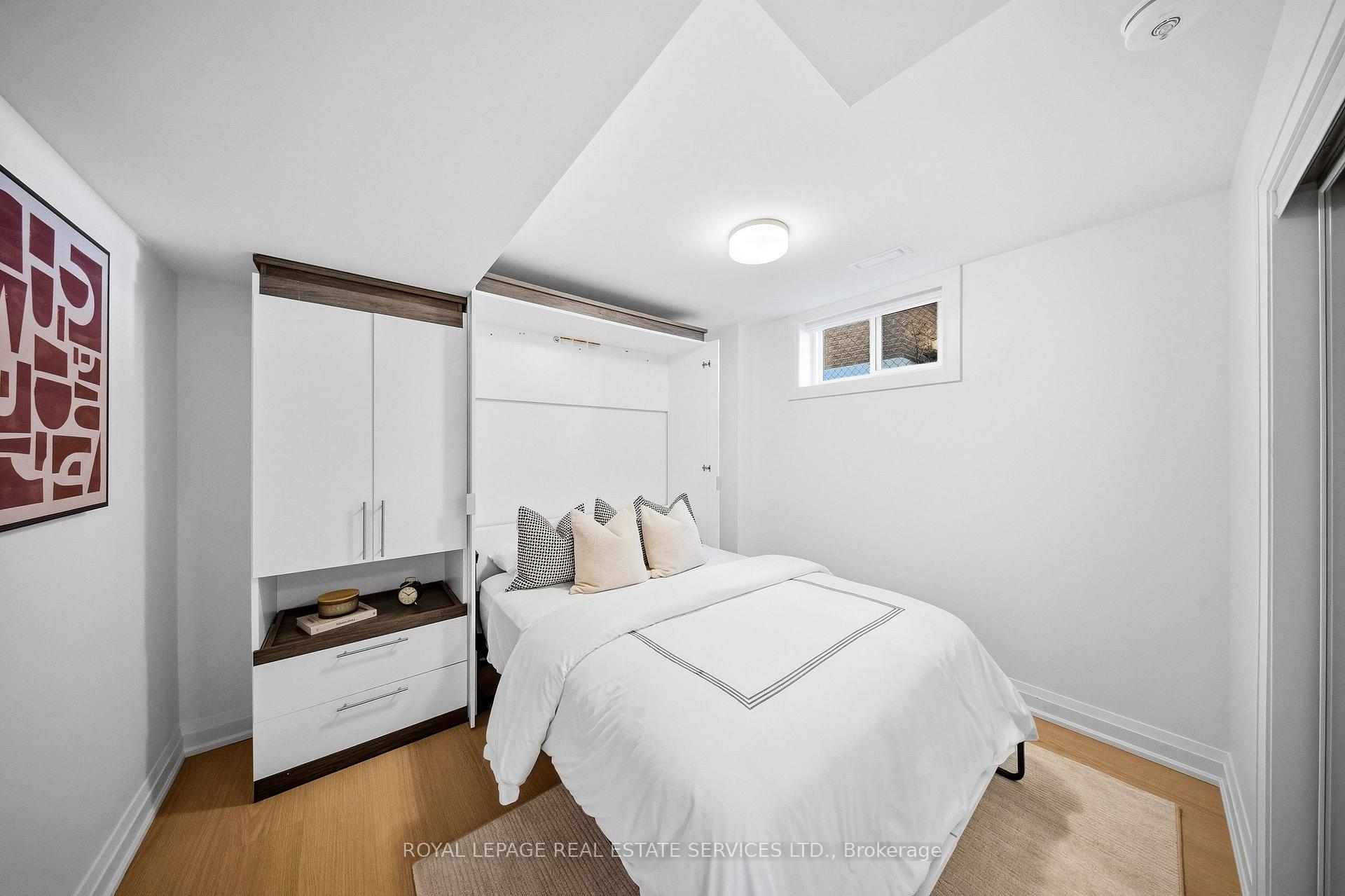 Photo 27 of 655 Netherton Crescent, Mississauga, Applewood — HOMEH