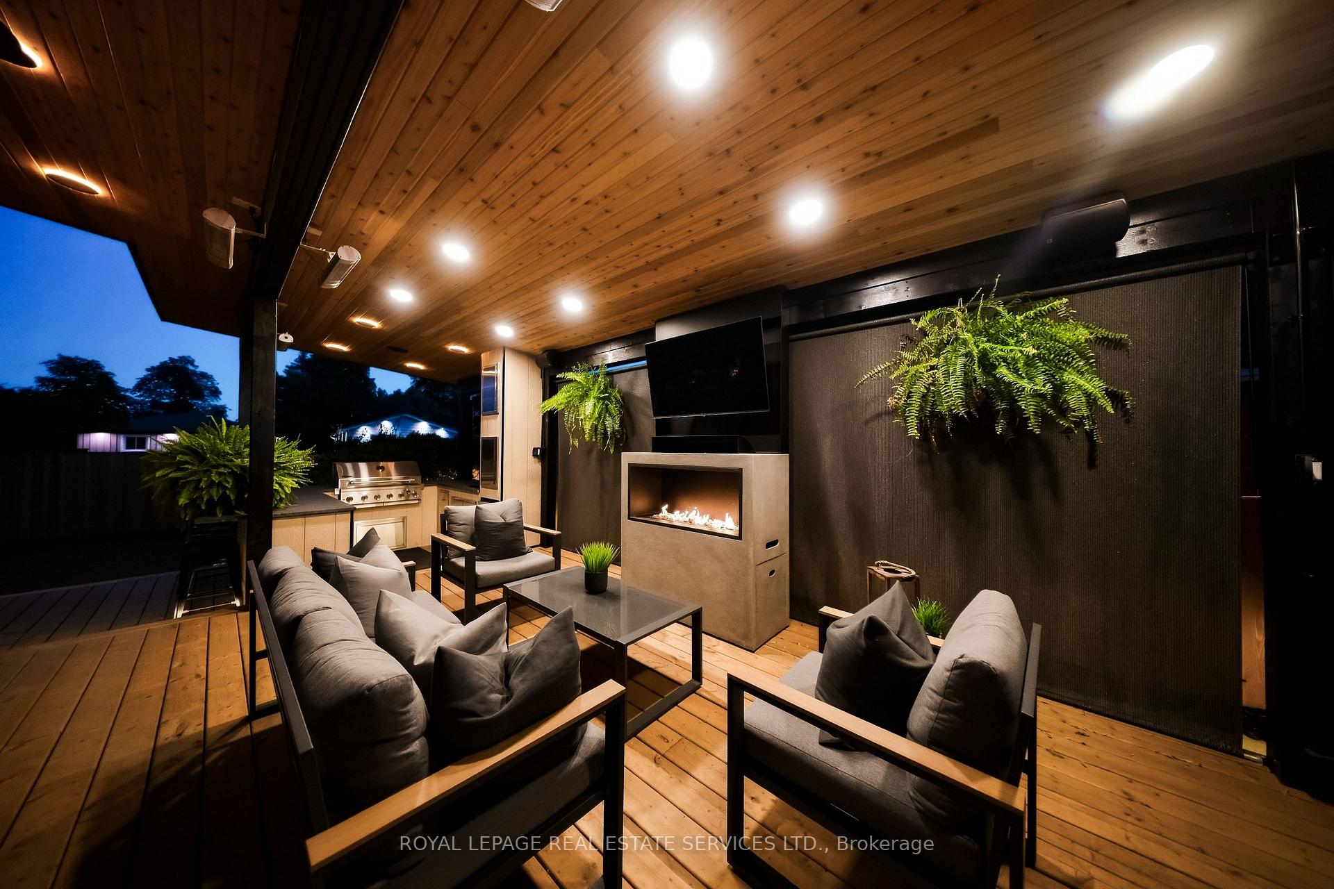 Photo 40 of 655 Netherton Crescent, Mississauga, Applewood — HOMEH