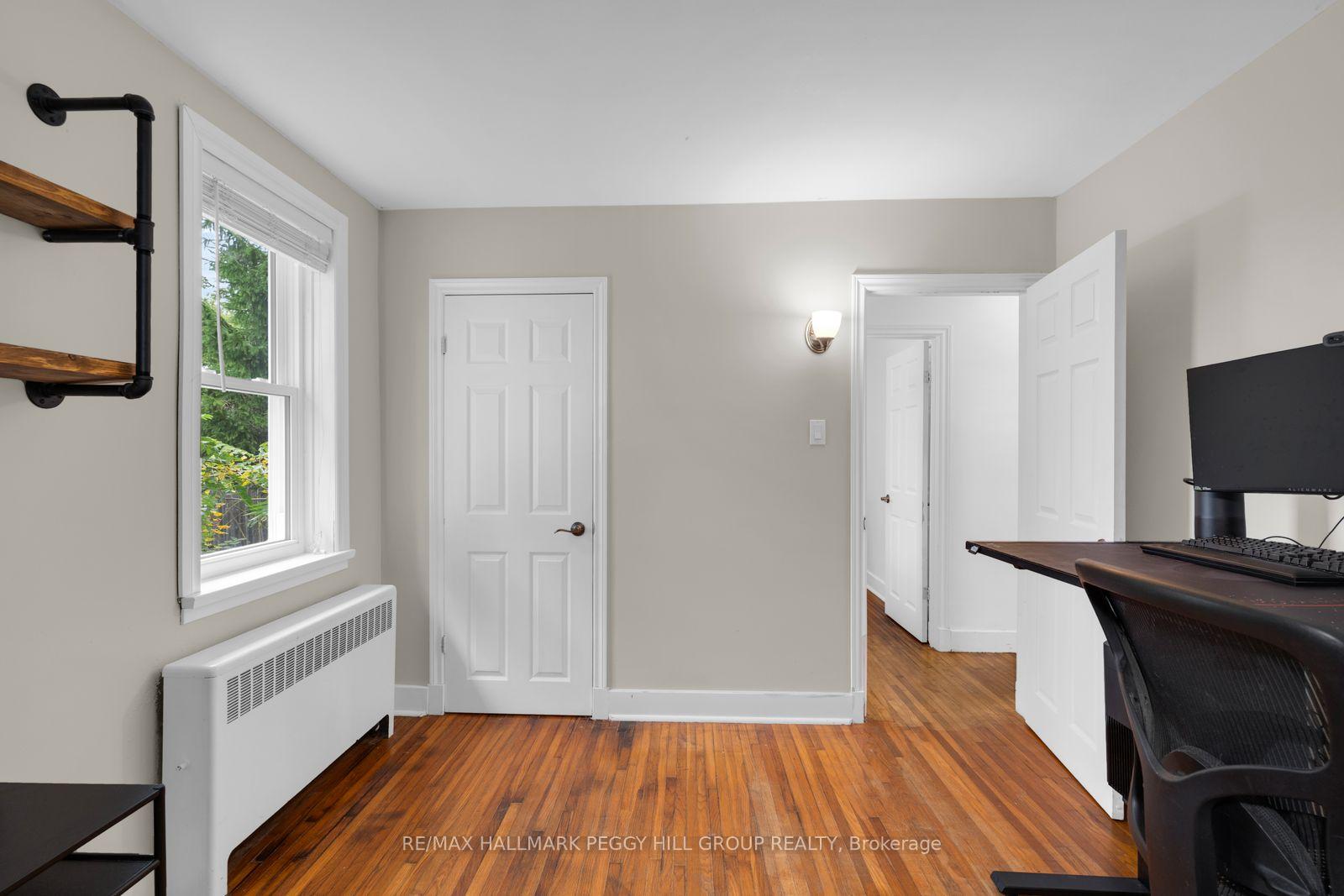 Photo 8 of 1556 Flos Rd 4 W, Springwater, Phelpston — HOMEH