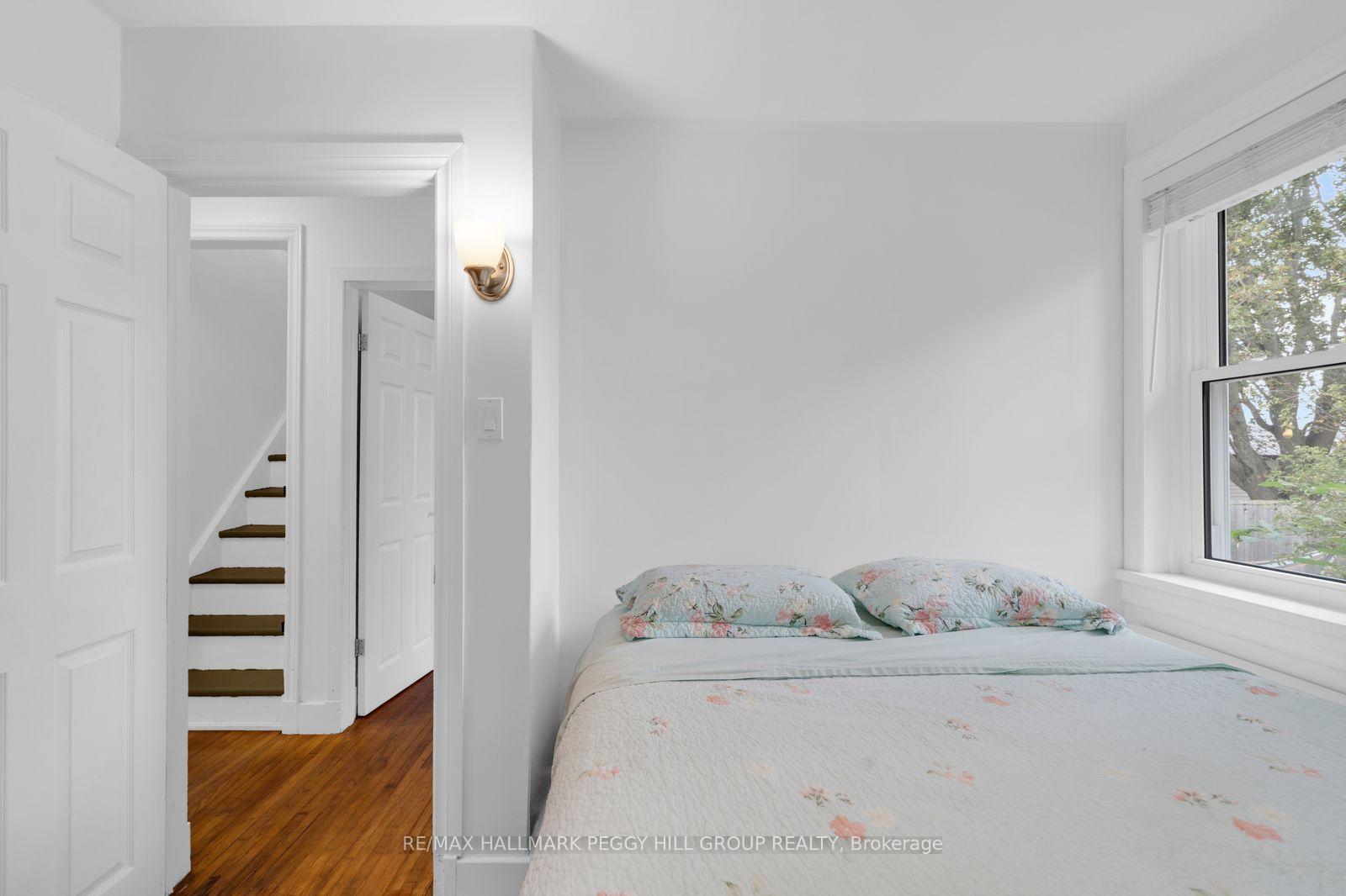 Photo 9 of 1556 Flos Rd 4 W, Springwater, Phelpston — HOMEH
