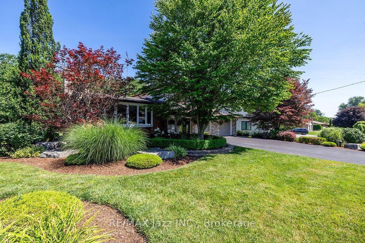 Photo 5 of 624 Roselawn Avenue, Oshawa, Northwood — HOMEH