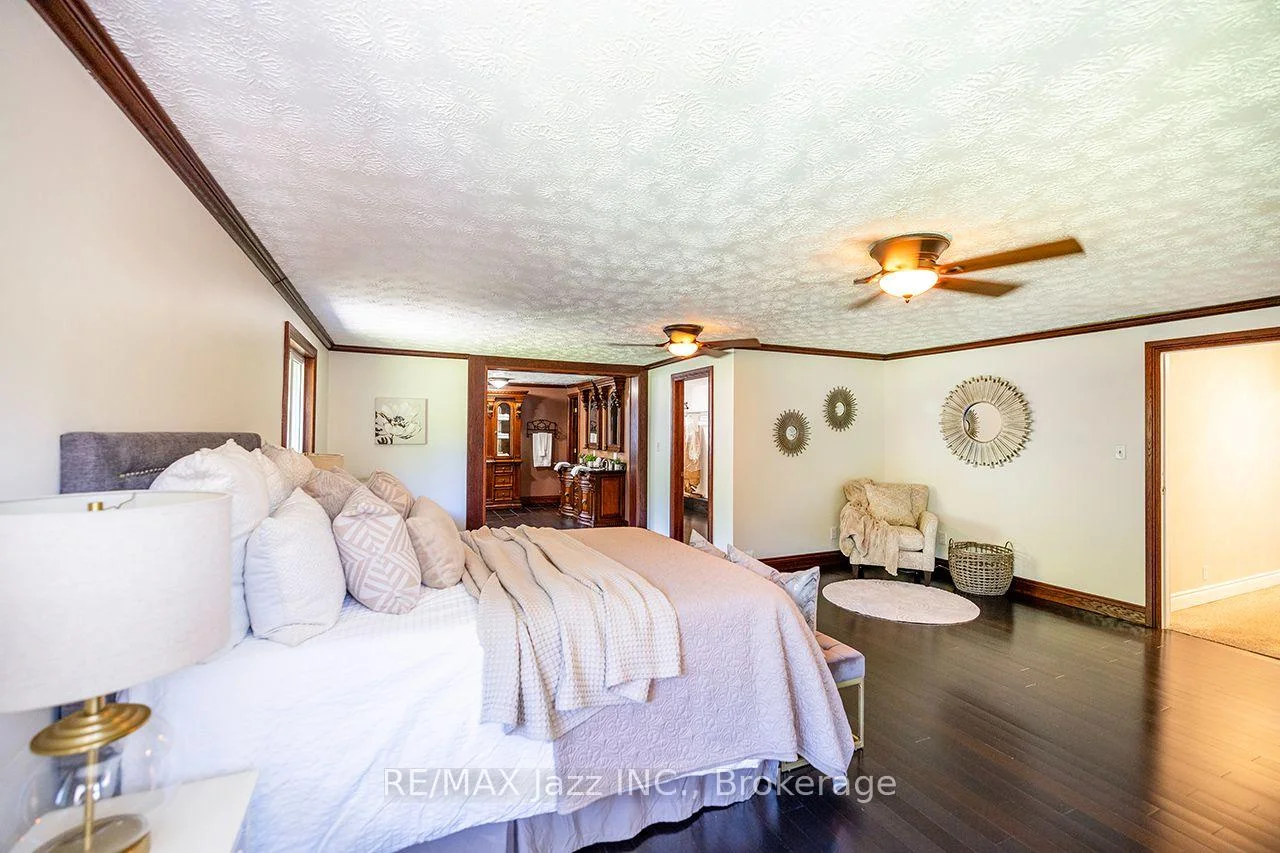 Photo 62 of 624 Roselawn Avenue, Oshawa, Northwood — HOMEH