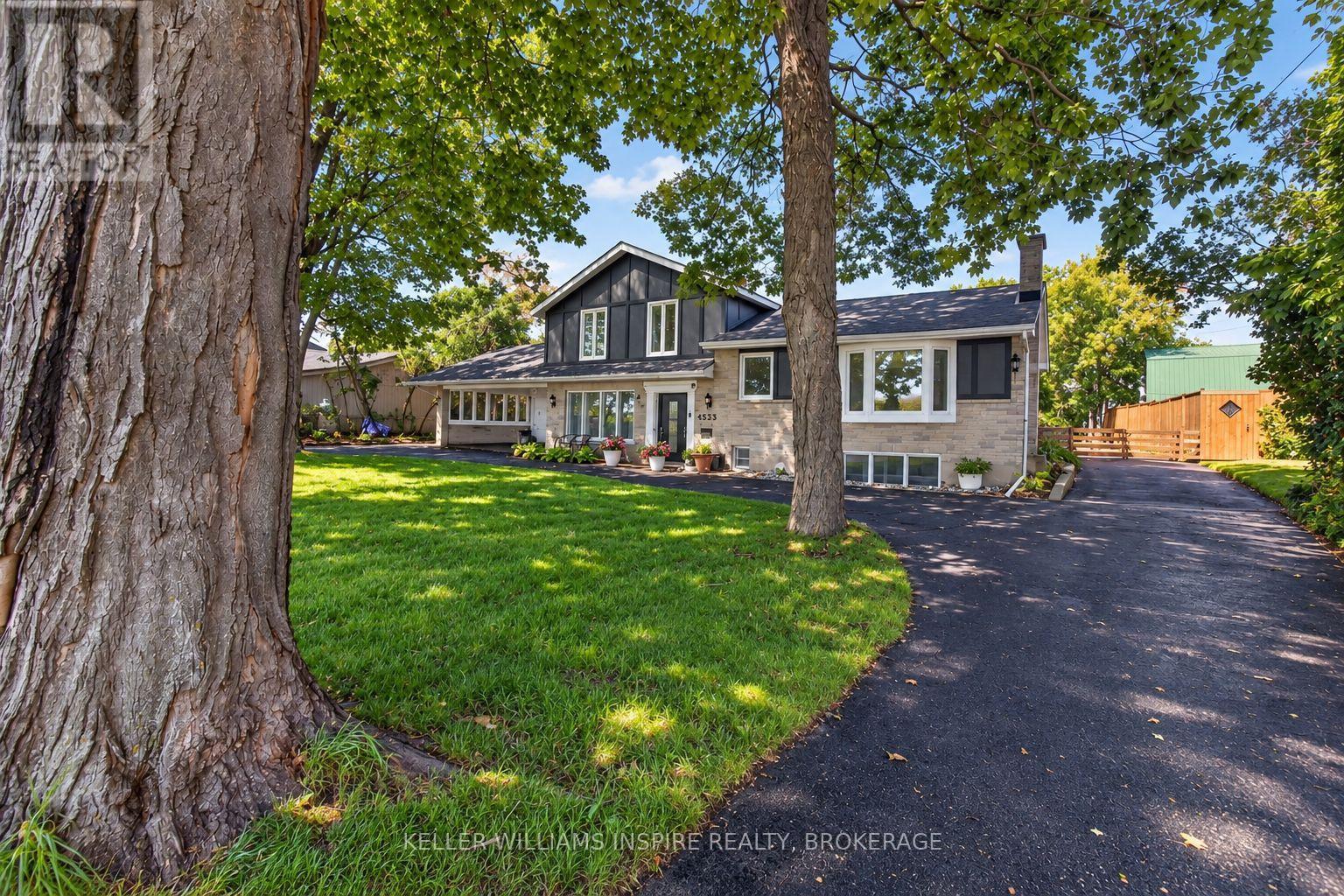 Photo 3 of 4535 Bath Road, Loyalist, Amherstview — HOMEH