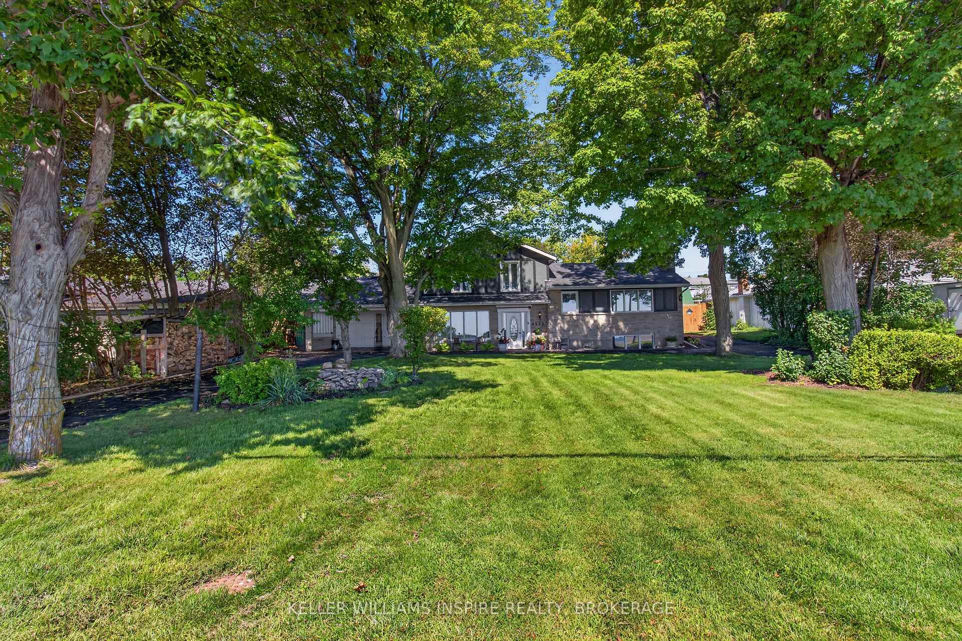 Photo 6 of 4535 Bath Road, Loyalist, Amherstview — HOMEH