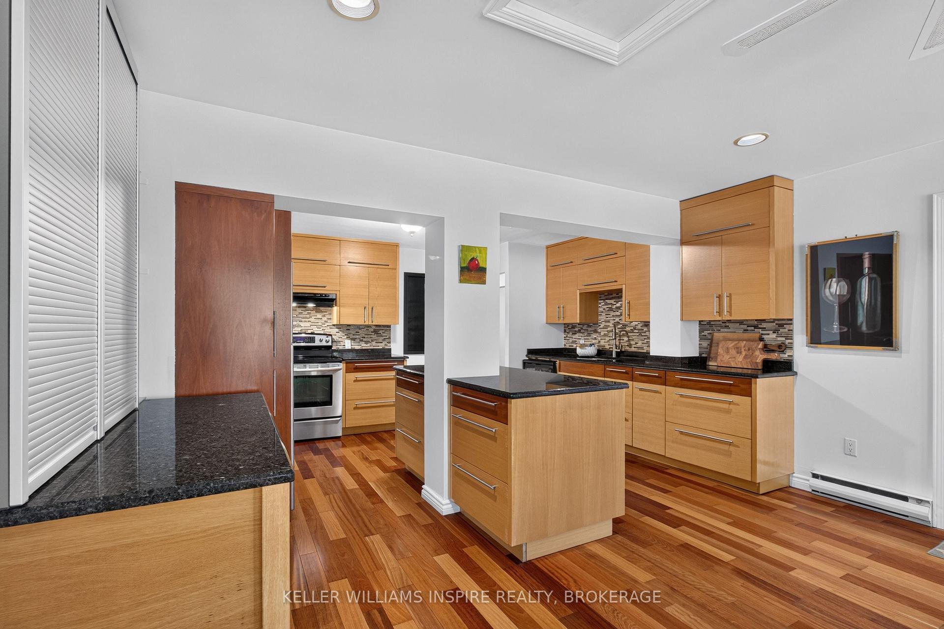 Photo 8 of 4535 Bath Road, Loyalist, Amherstview — HOMEH