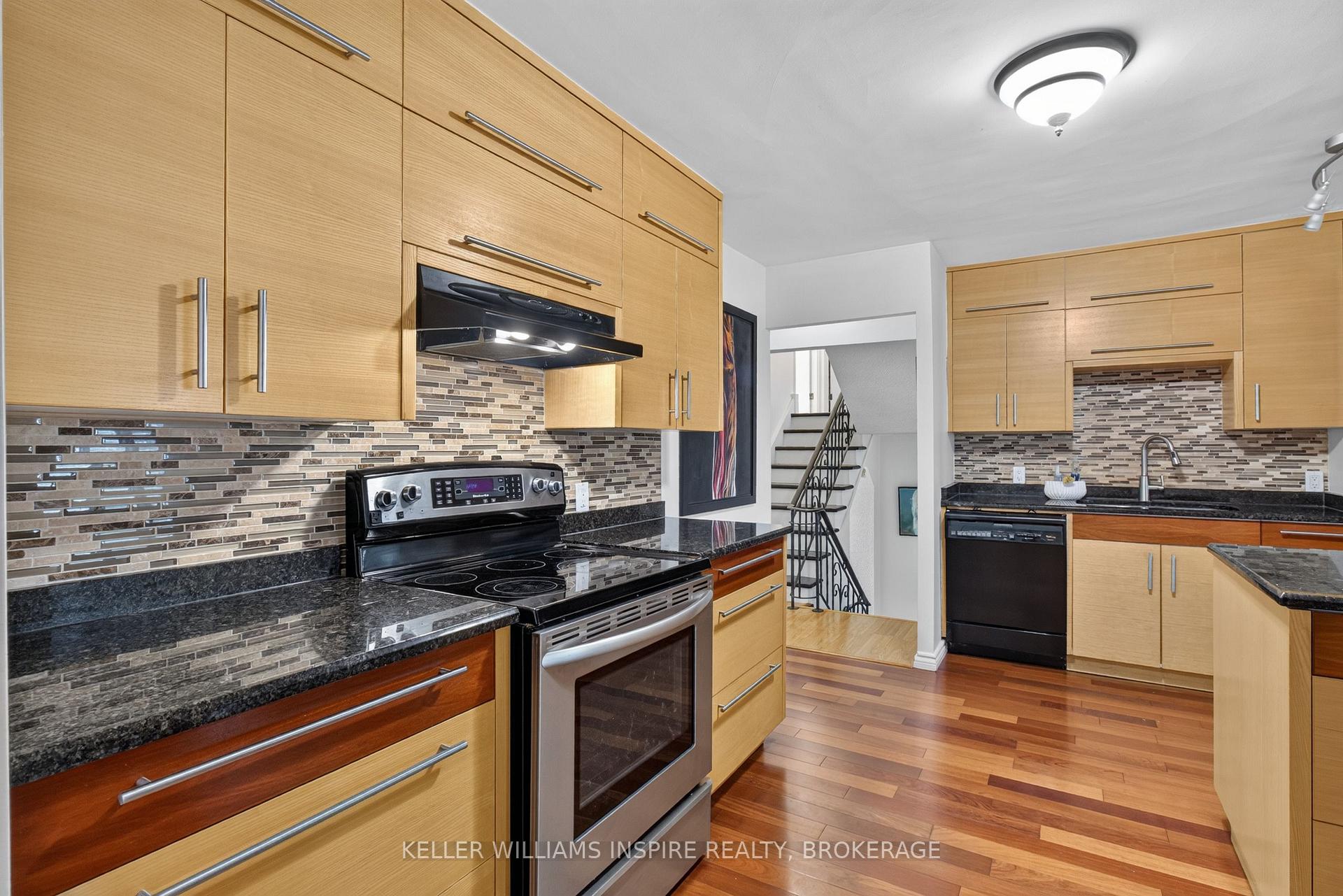 Photo 10 of 4535 Bath Road, Loyalist, Amherstview — HOMEH