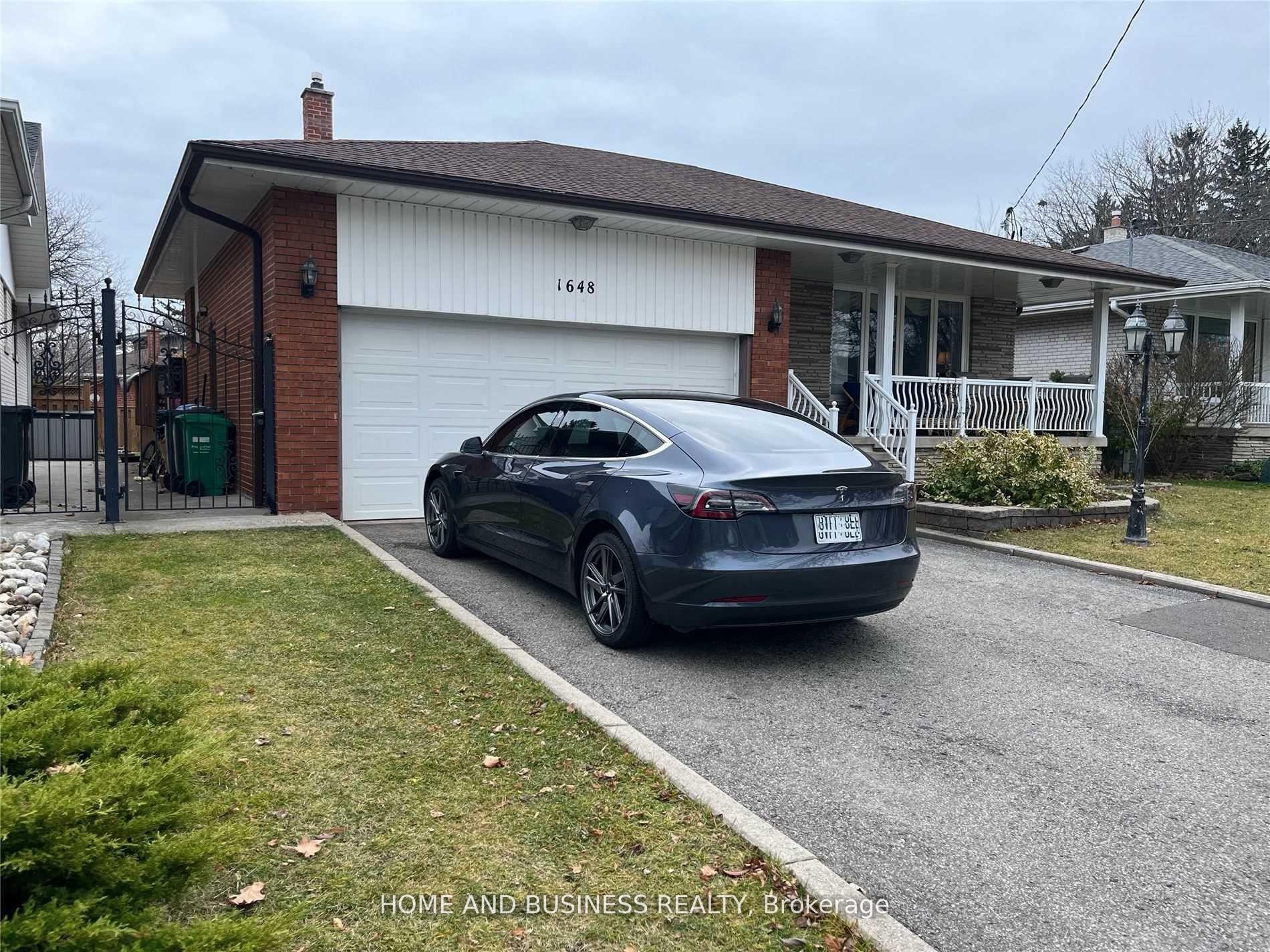 Front of Unit Lower, 1648 Sunnycove Drive