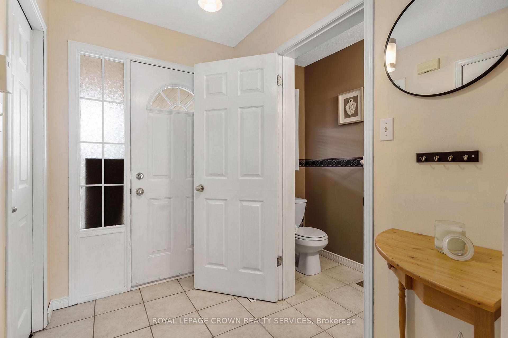 Photo 7 of 509 Langlaw Drive, Cambridge, Christopher-Champlain — HOMEH