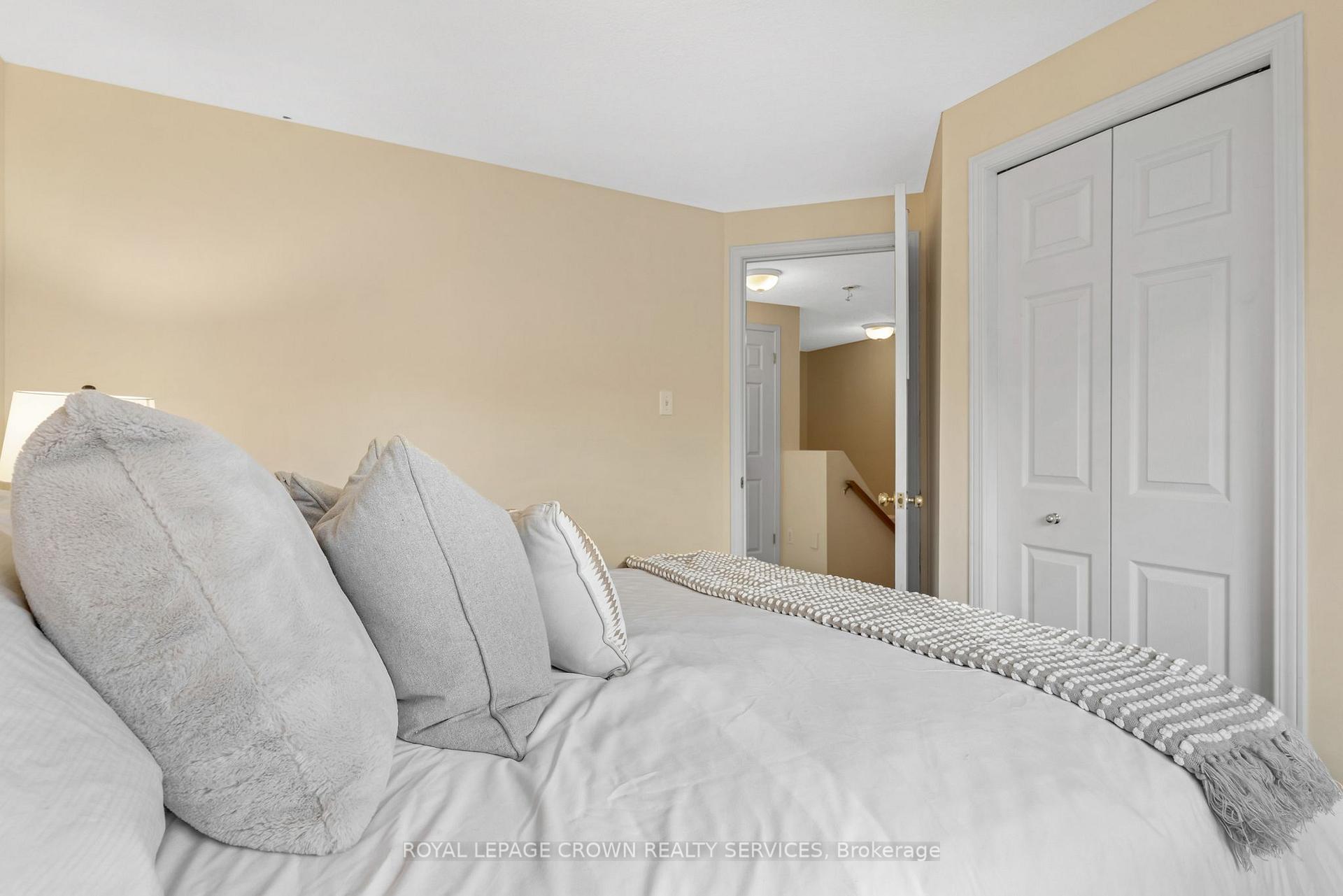 Photo 27 of 509 Langlaw Drive, Cambridge, Christopher-Champlain — HOMEH