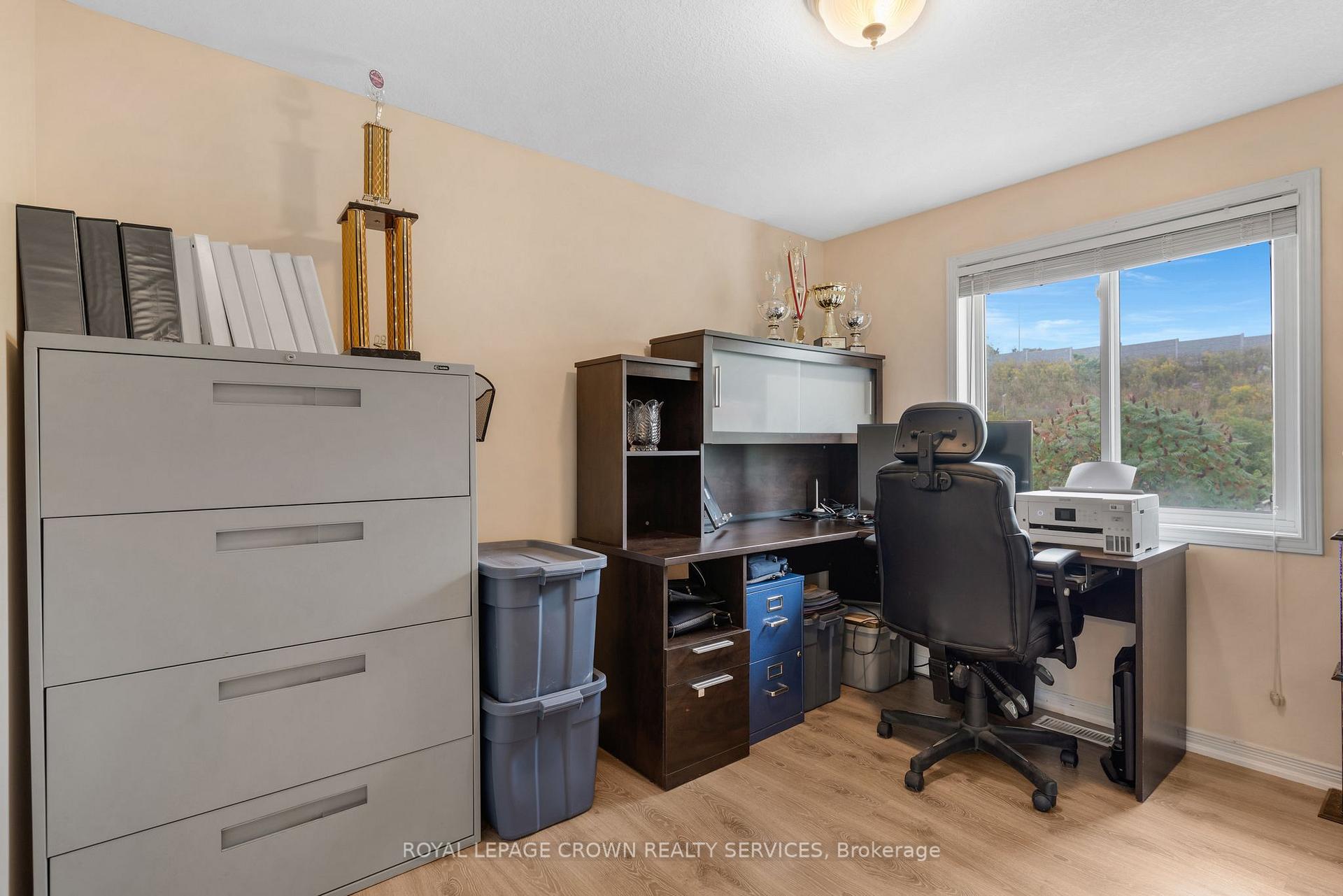 Photo 28 of 509 Langlaw Drive, Cambridge, Christopher-Champlain — HOMEH