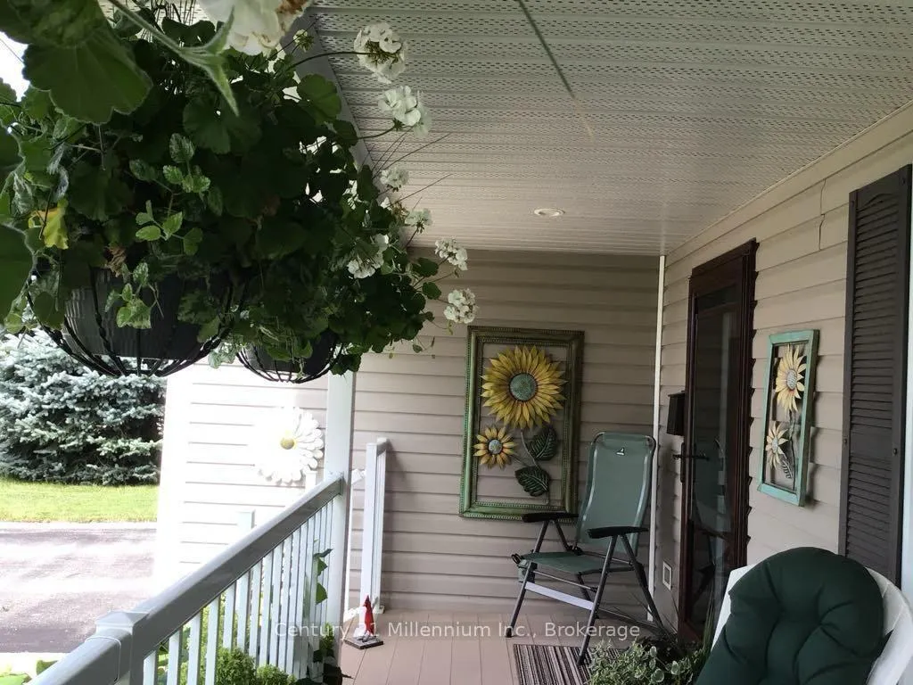 Photo 7 of 13 Virginia Avenue, Wasaga Beach — HOMEH