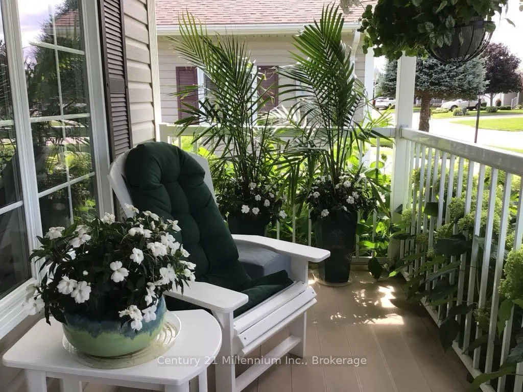 Photo 8 of 13 Virginia Avenue, Wasaga Beach — HOMEH