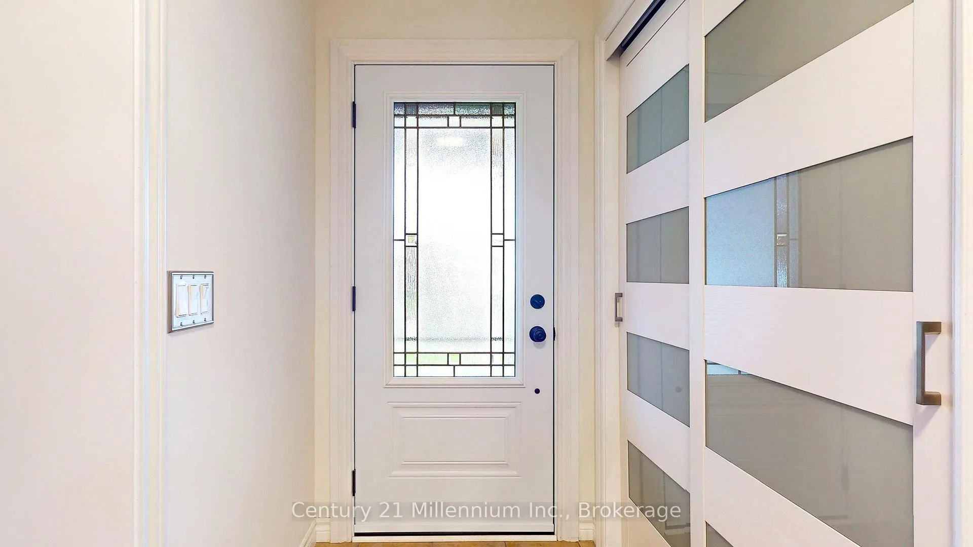 Photo 9 of 13 Virginia Avenue, Wasaga Beach — HOMEH