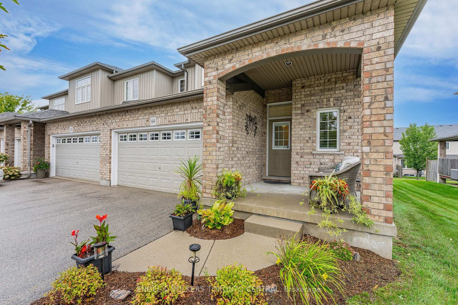 Photo 3 of Unit 64, 31 Townsend Drive, Woolwich, Breslau — HOMEH
