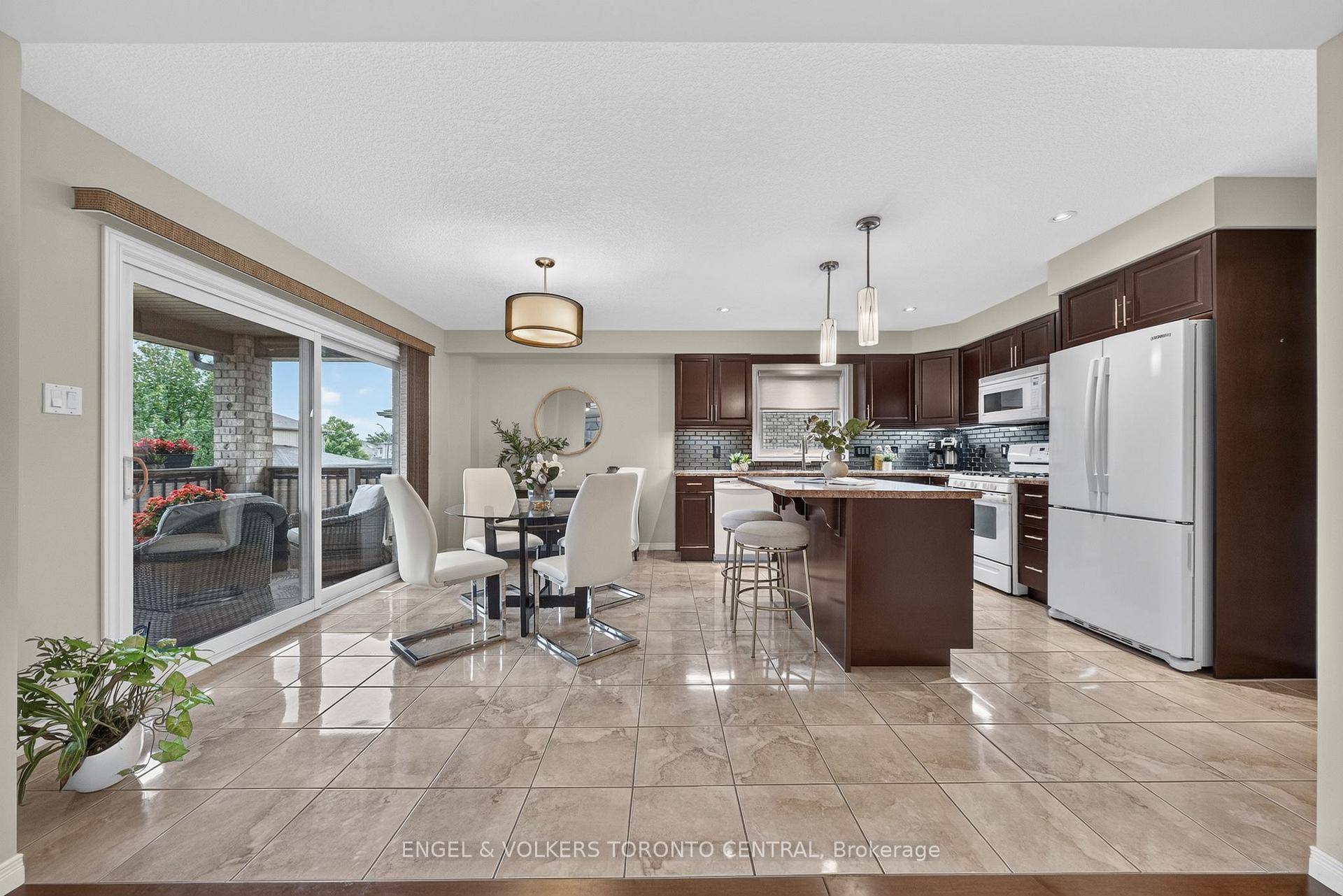 Photo 14 of Unit 64, 31 Townsend Drive, Woolwich, Breslau — HOMEH