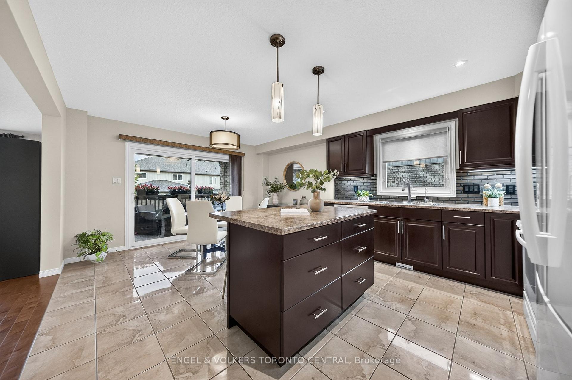 Photo 20 of Unit 64, 31 Townsend Drive, Woolwich, Breslau — HOMEH