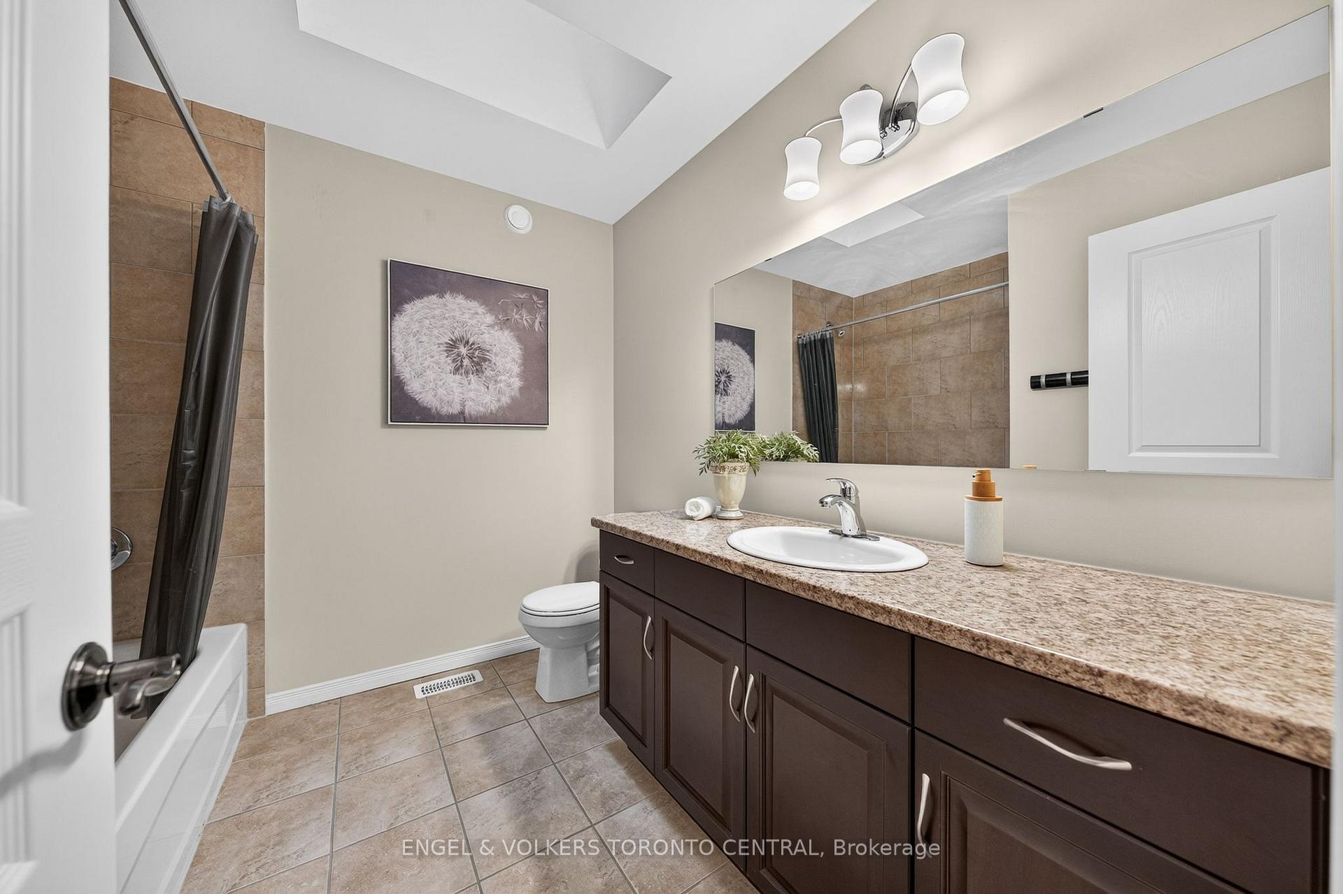 Photo 33 of Unit 64, 31 Townsend Drive, Woolwich, Breslau — HOMEH