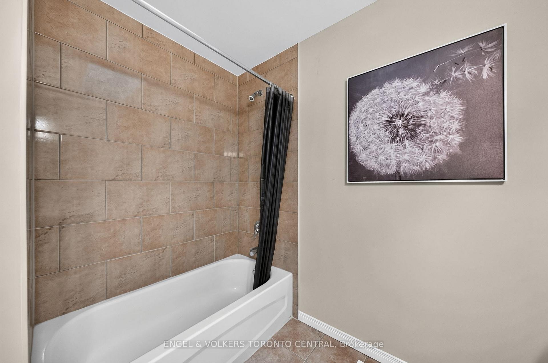 Photo 34 of Unit 64, 31 Townsend Drive, Woolwich, Breslau — HOMEH