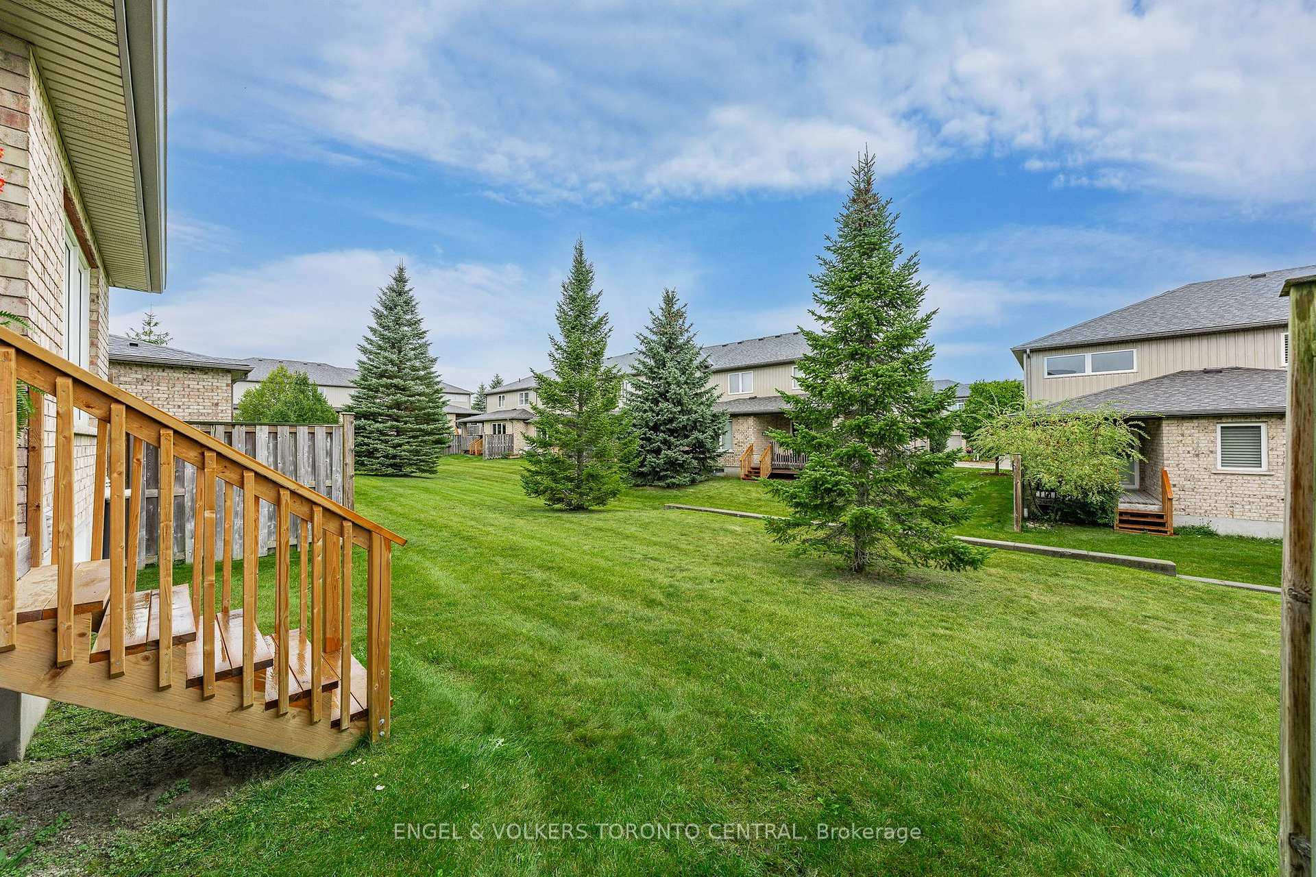 Photo 44 of Unit 64, 31 Townsend Drive, Woolwich, Breslau — HOMEH