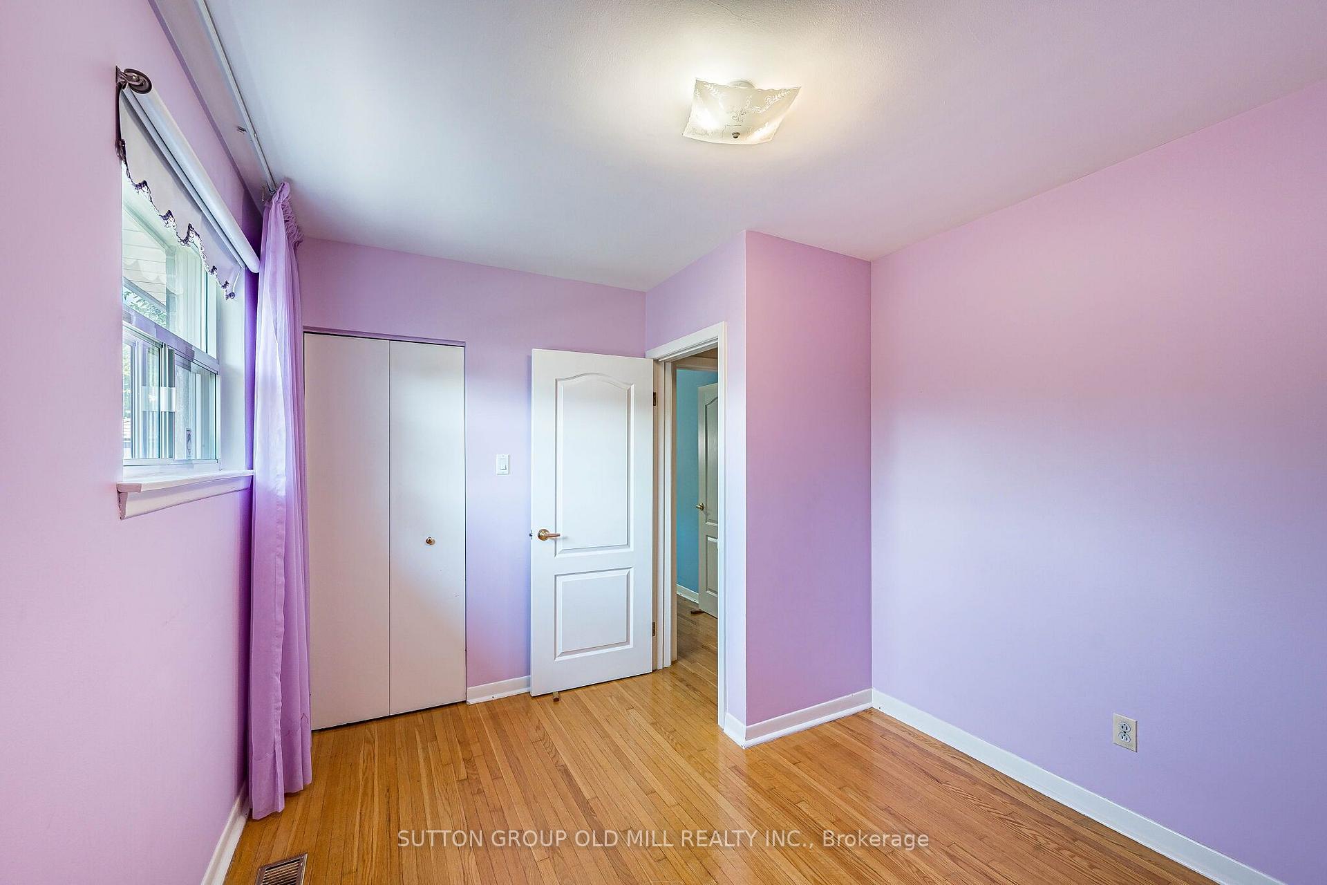 Photo 13 of 151 Lanyard Road, North York, Humbermede — HOMEH