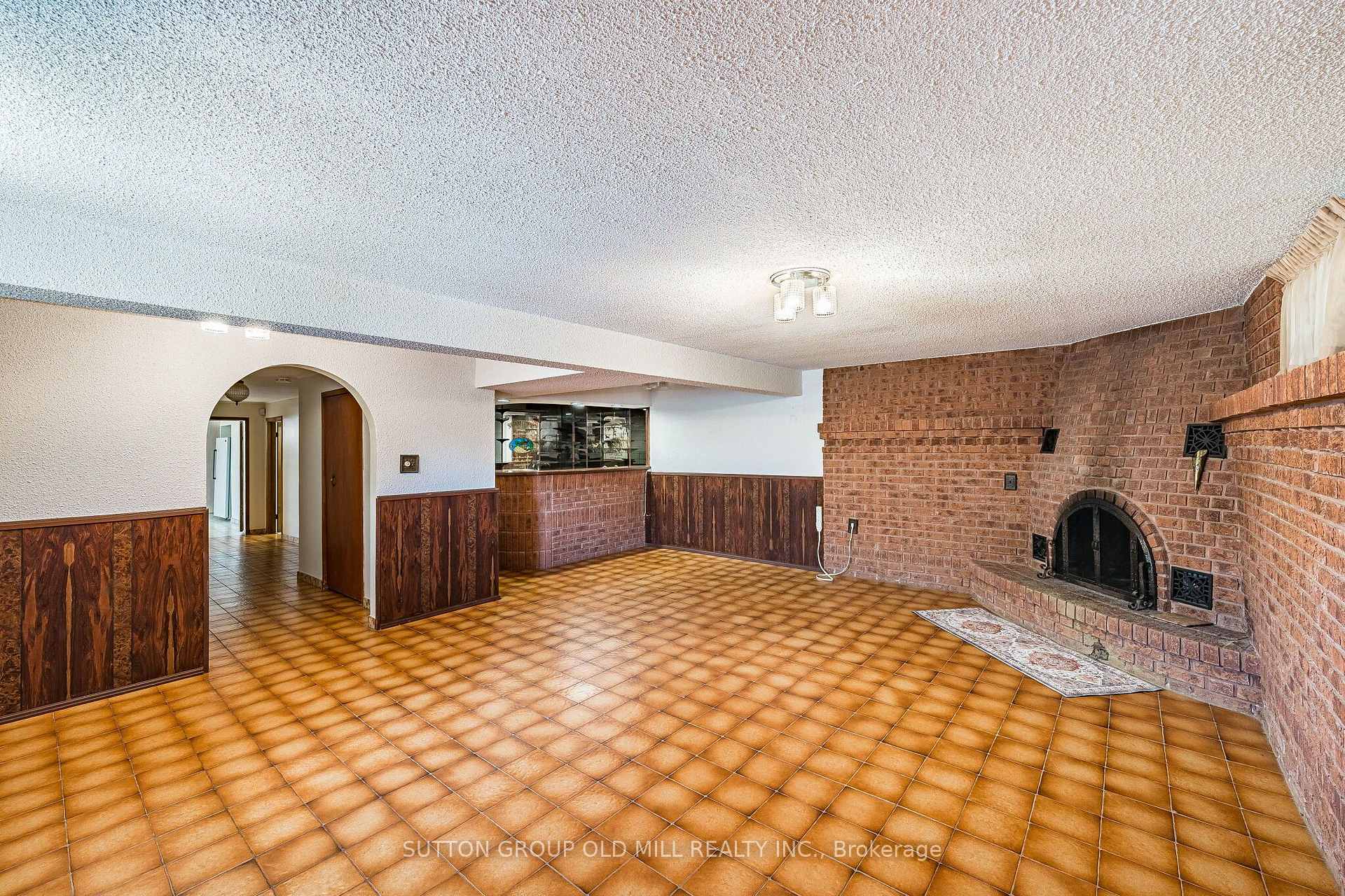 Photo 16 of 151 Lanyard Road, North York, Humbermede — HOMEH