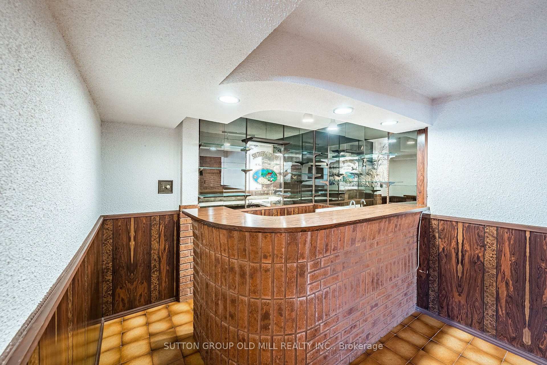 Photo 17 of 151 Lanyard Road, North York, Humbermede — HOMEH