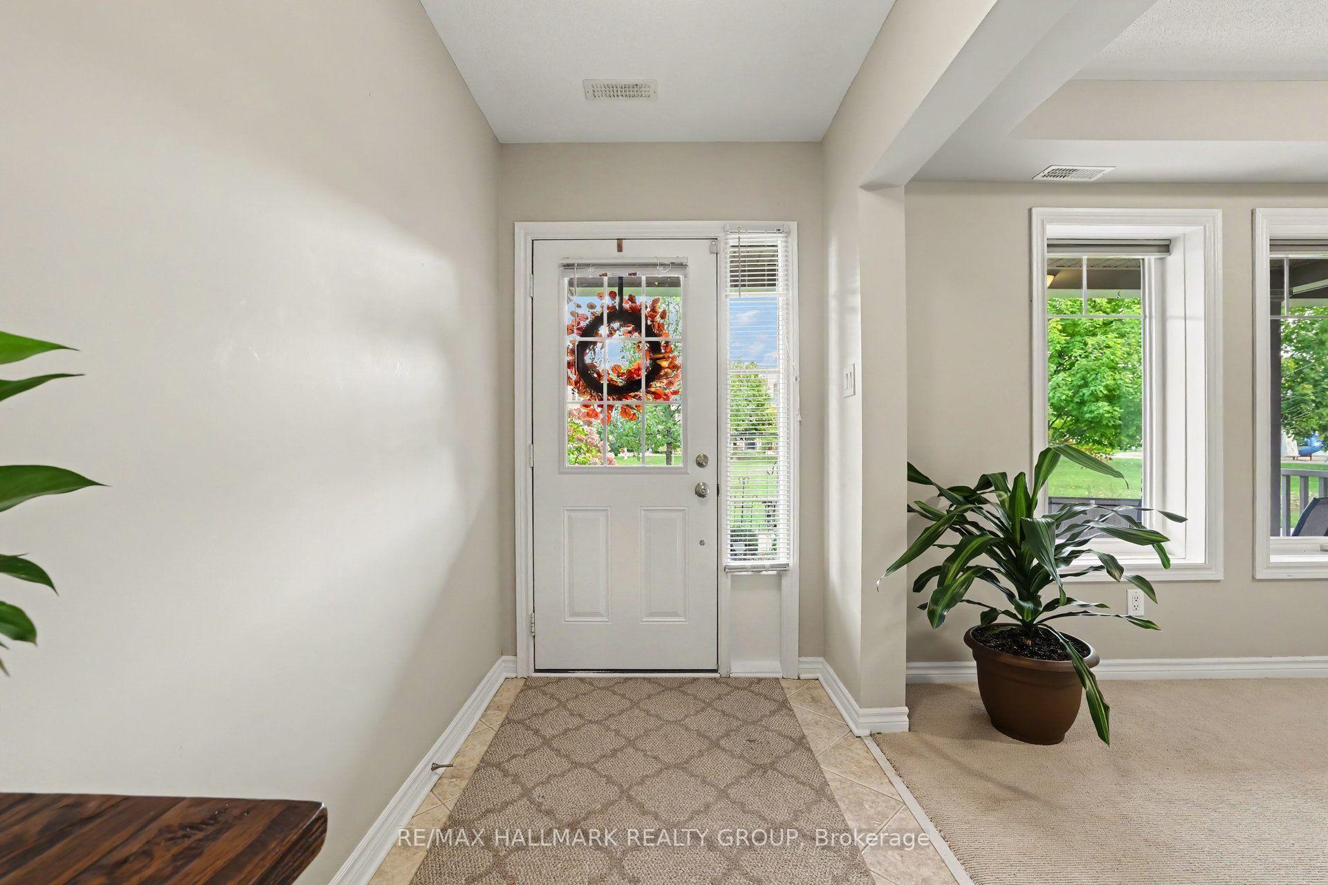 Photo 8 of 614 Martinique Lane, Ottawa, Stittsville (North) — HOMEH
