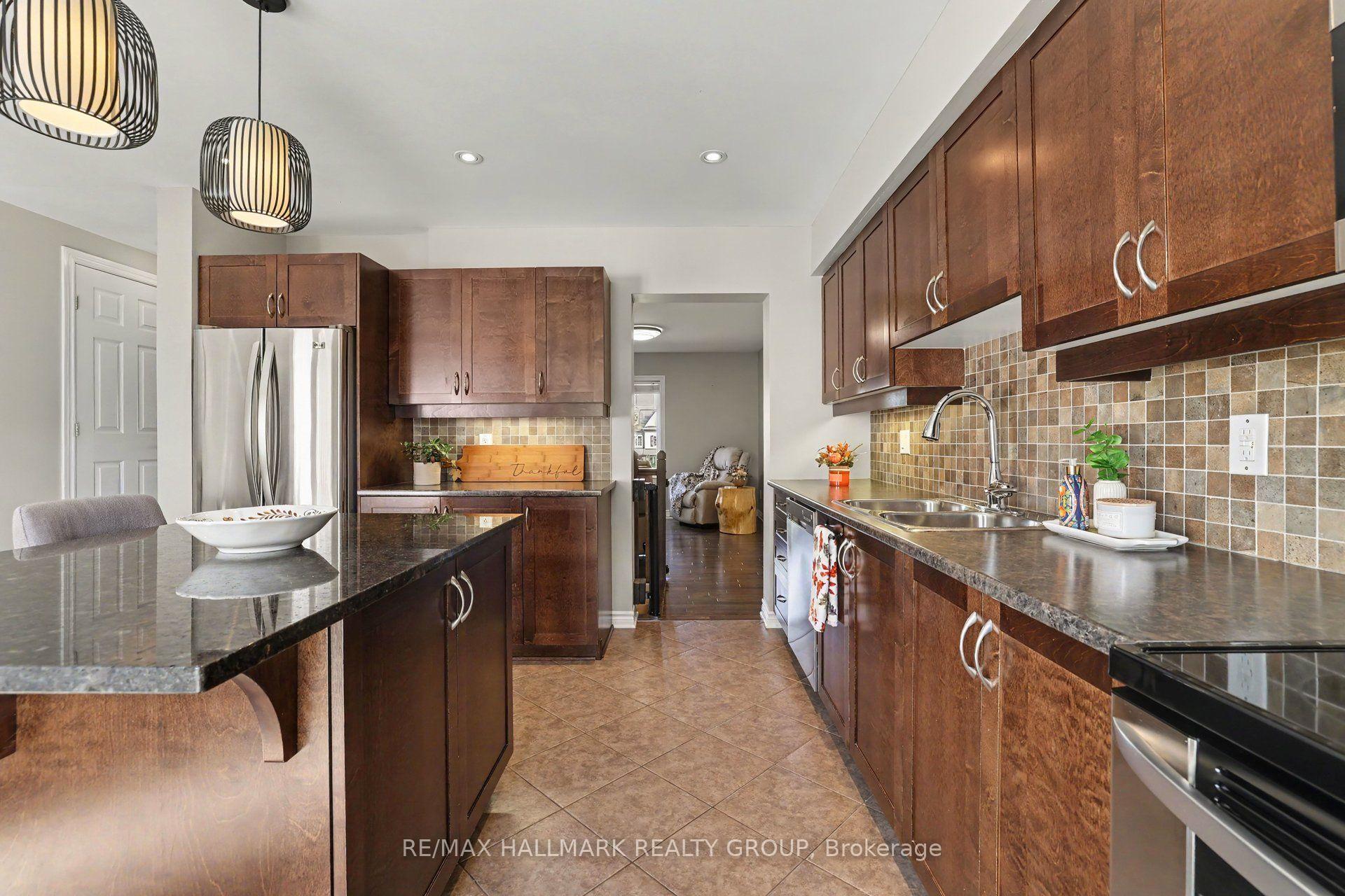 Photo 25 of 614 Martinique Lane, Ottawa, Stittsville (North) — HOMEH