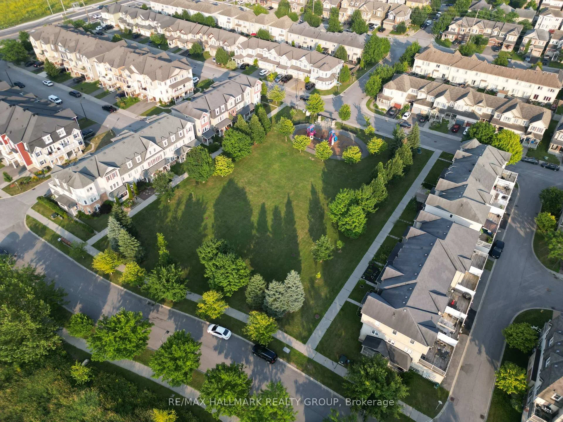 Photo 11 of 614 Martinique Lane, Ottawa, Stittsville (North) — HOMEH