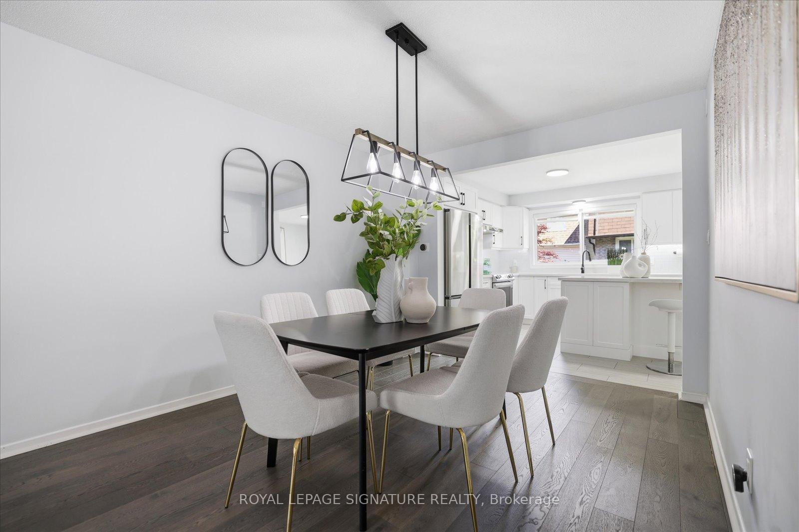 Photo 7 of 22 Snapdragon Drive, North York, Pleasant View — HOMEH