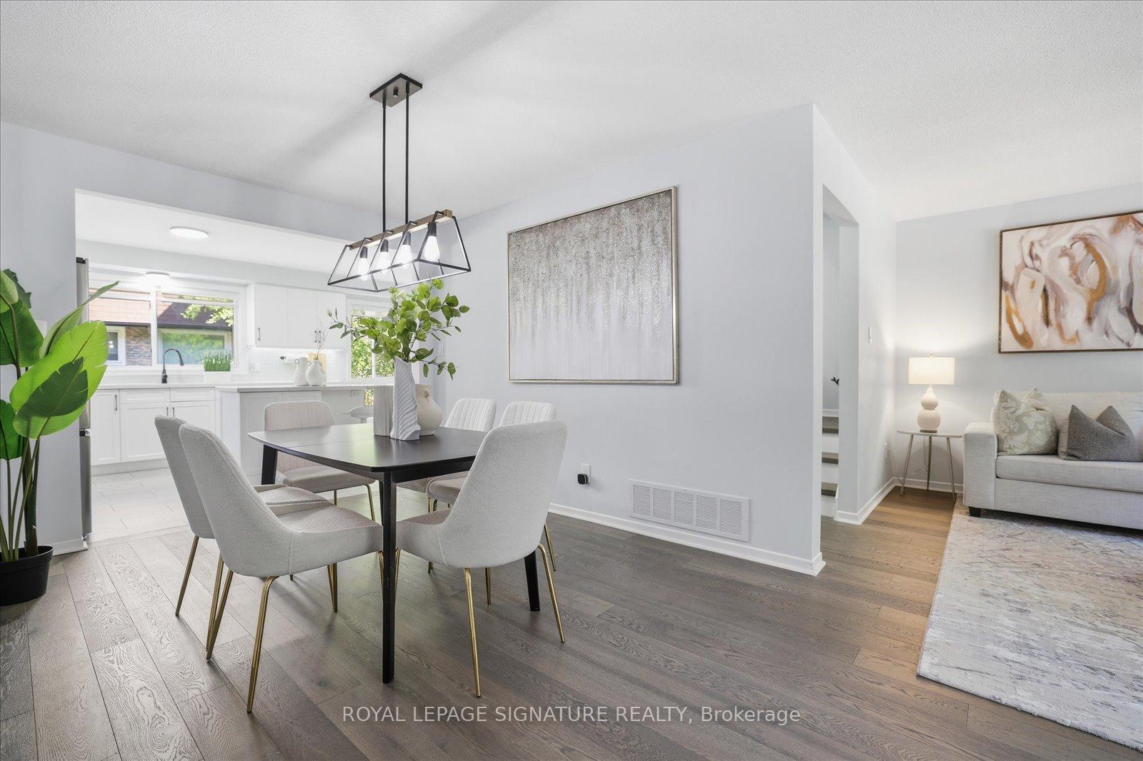 Photo 8 of 22 Snapdragon Drive, North York, Pleasant View — HOMEH
