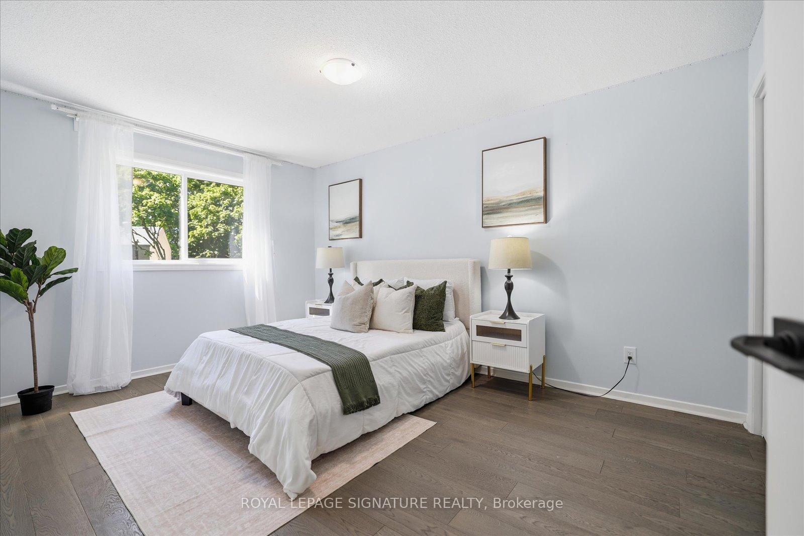 Photo 17 of 22 Snapdragon Drive, North York, Pleasant View — HOMEH