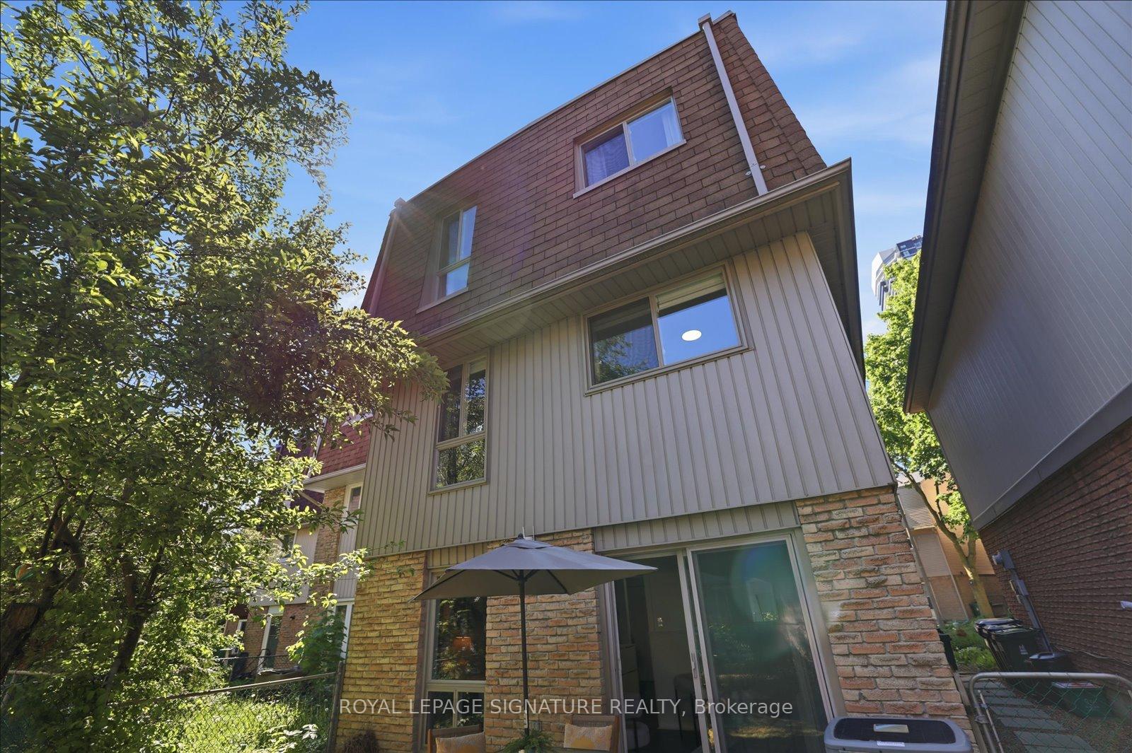 Photo 28 of 22 Snapdragon Drive, North York, Pleasant View — HOMEH