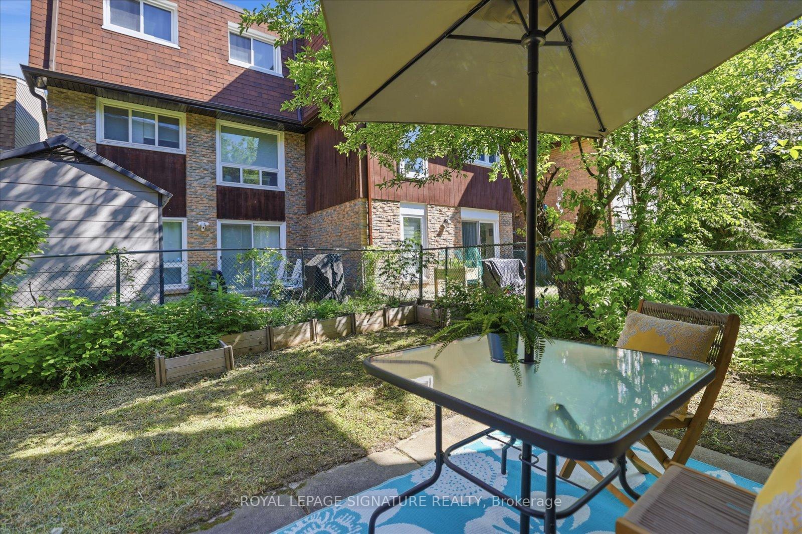 Photo 29 of 22 Snapdragon Drive, North York, Pleasant View — HOMEH