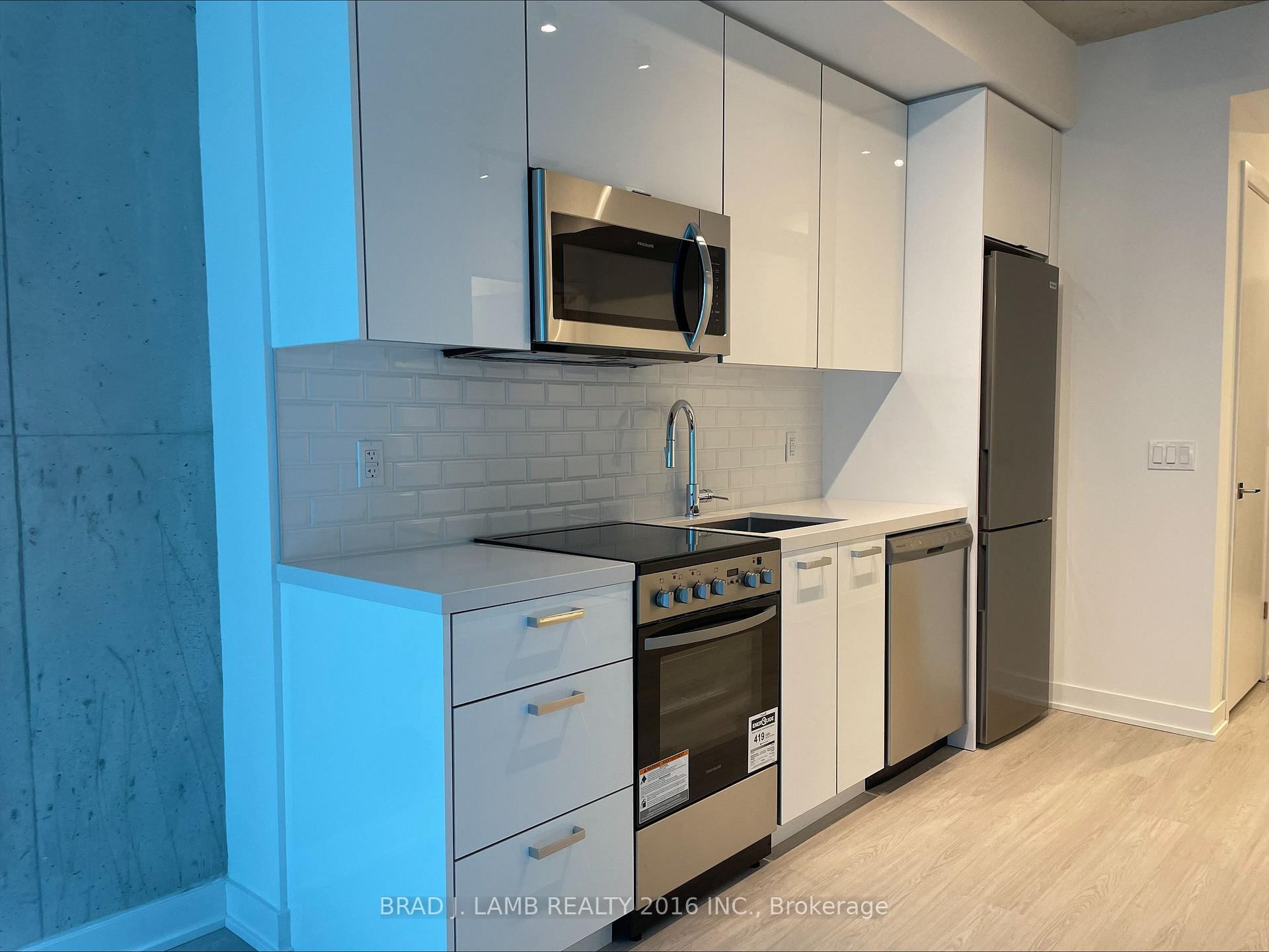 Photo 3 of Unit 1601, 284 King Street E, Toronto, Moss Park — HOMEH