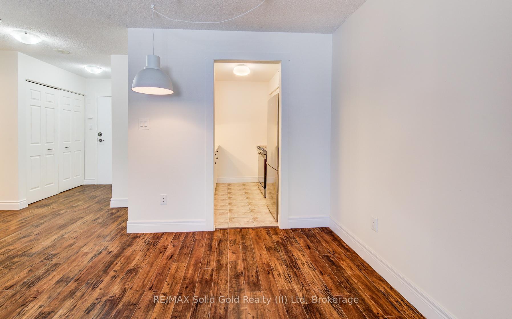 Photo 6 of Unit 101, 1414 King Street E, Waterloo — HOMEH